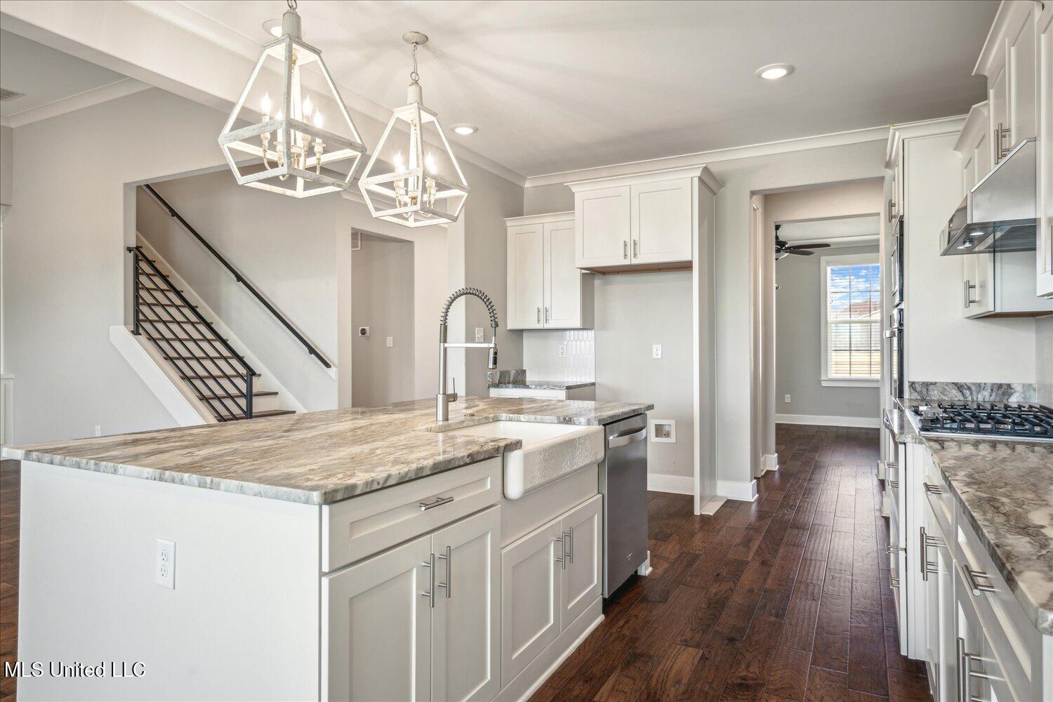 13853 Highlands Crest Drive