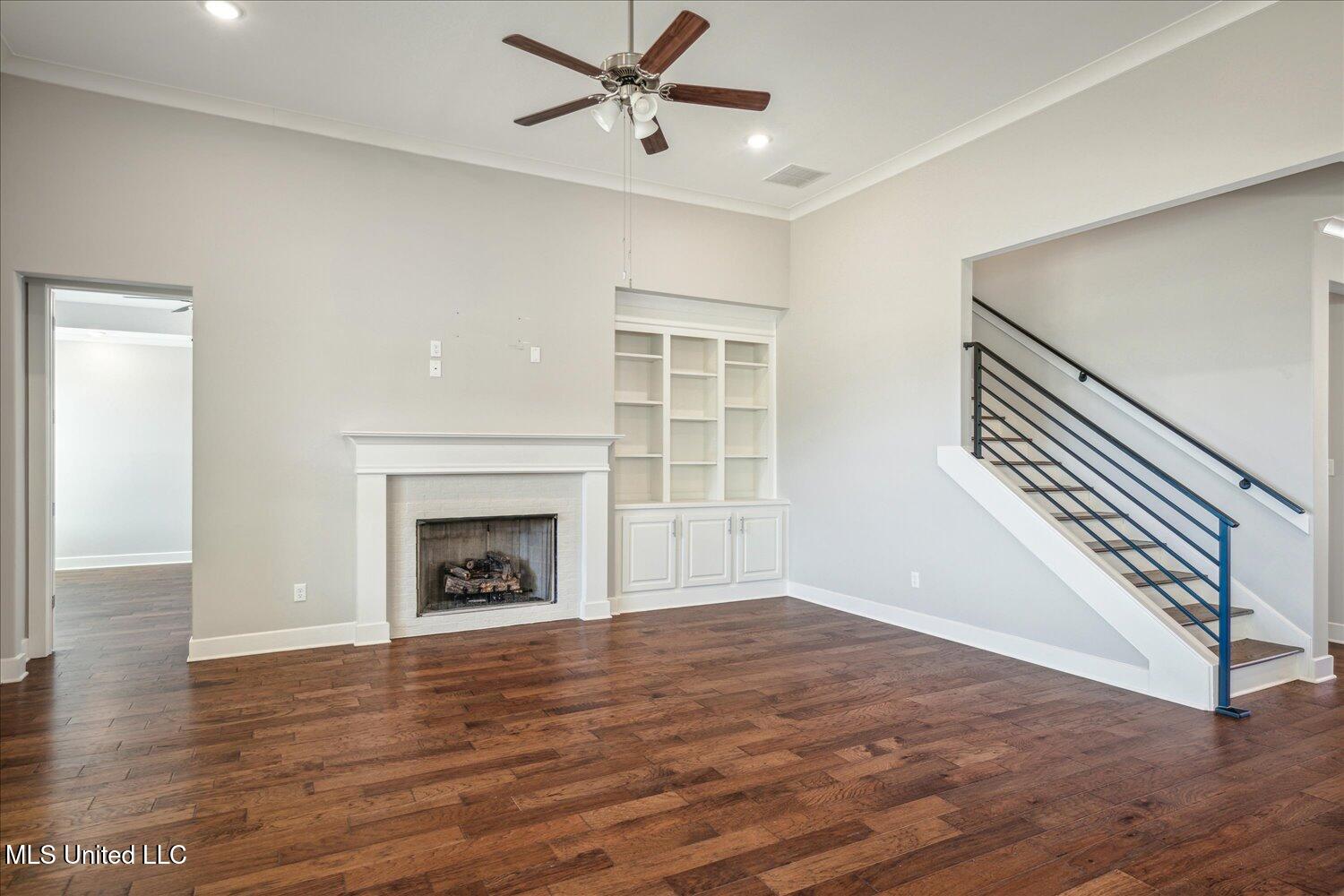 13853 Highlands Crest Drive