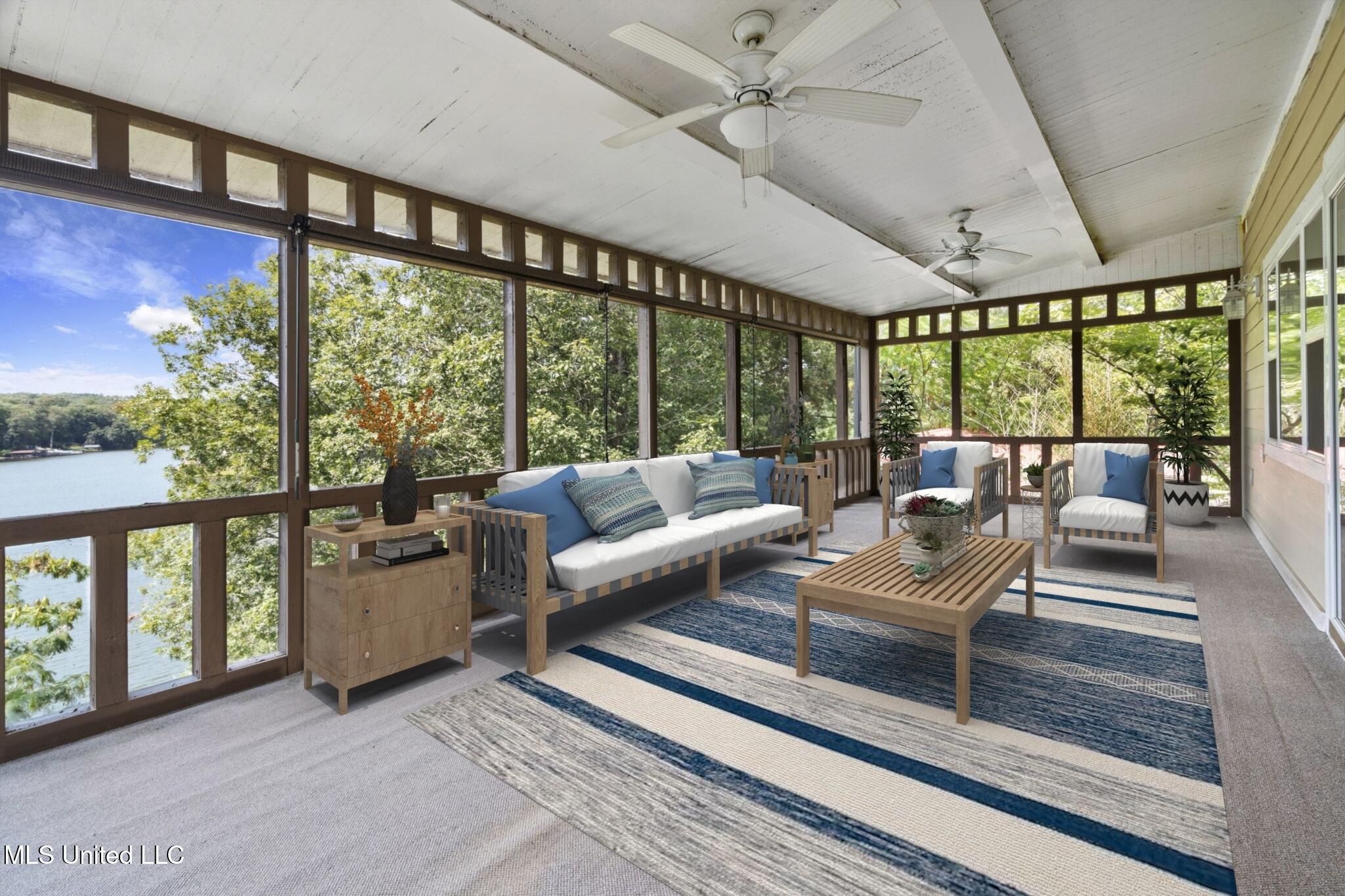 579 Snow Lake Drive Drive