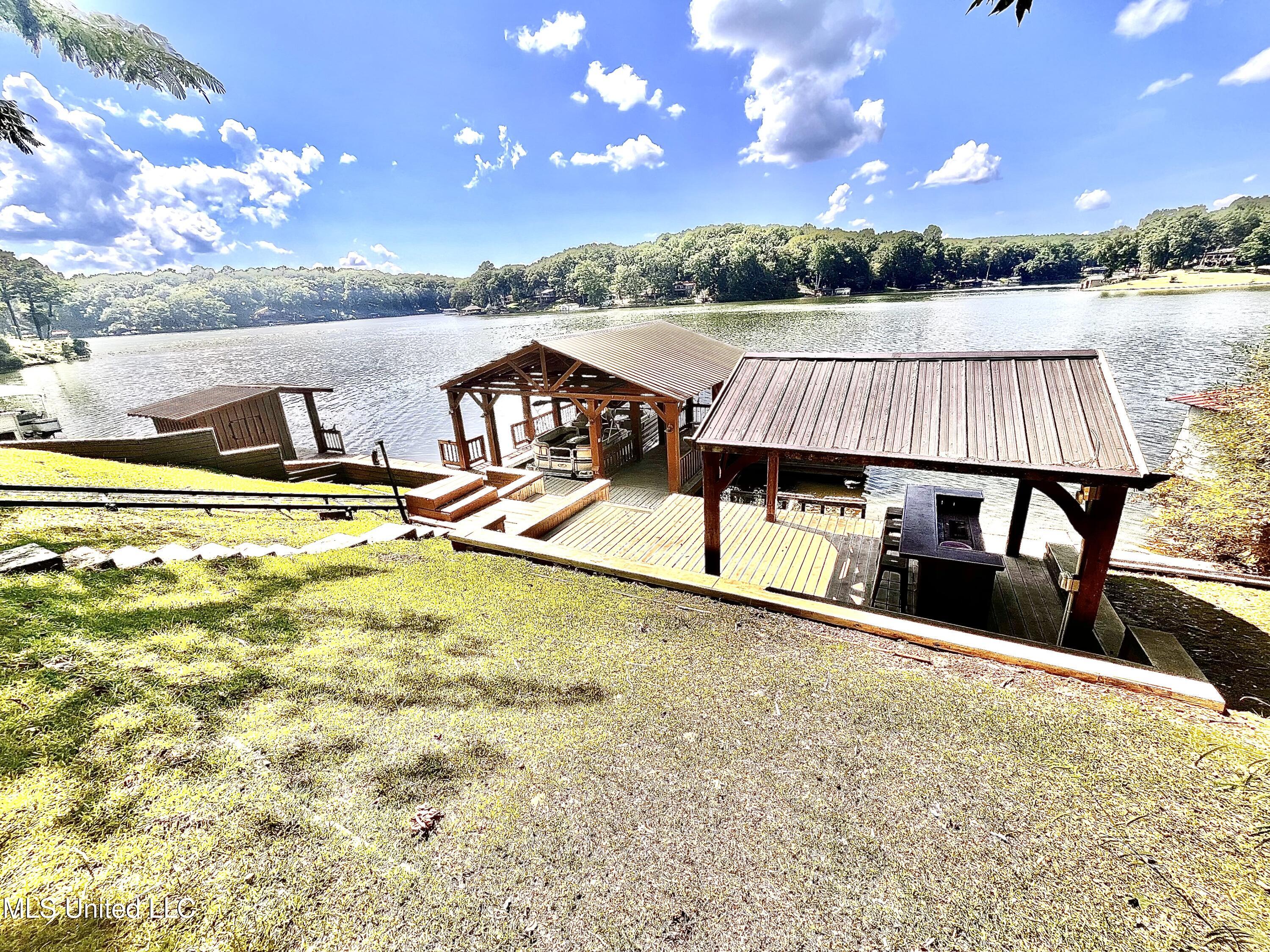 579 Snow Lake Drive Drive