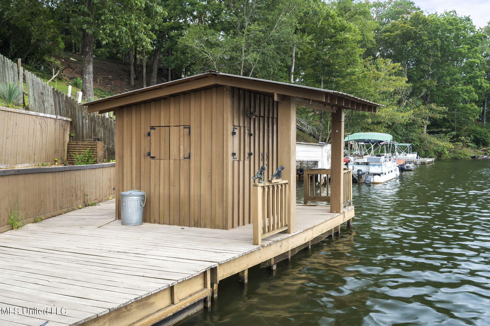 579 Snow Lake Drive Drive