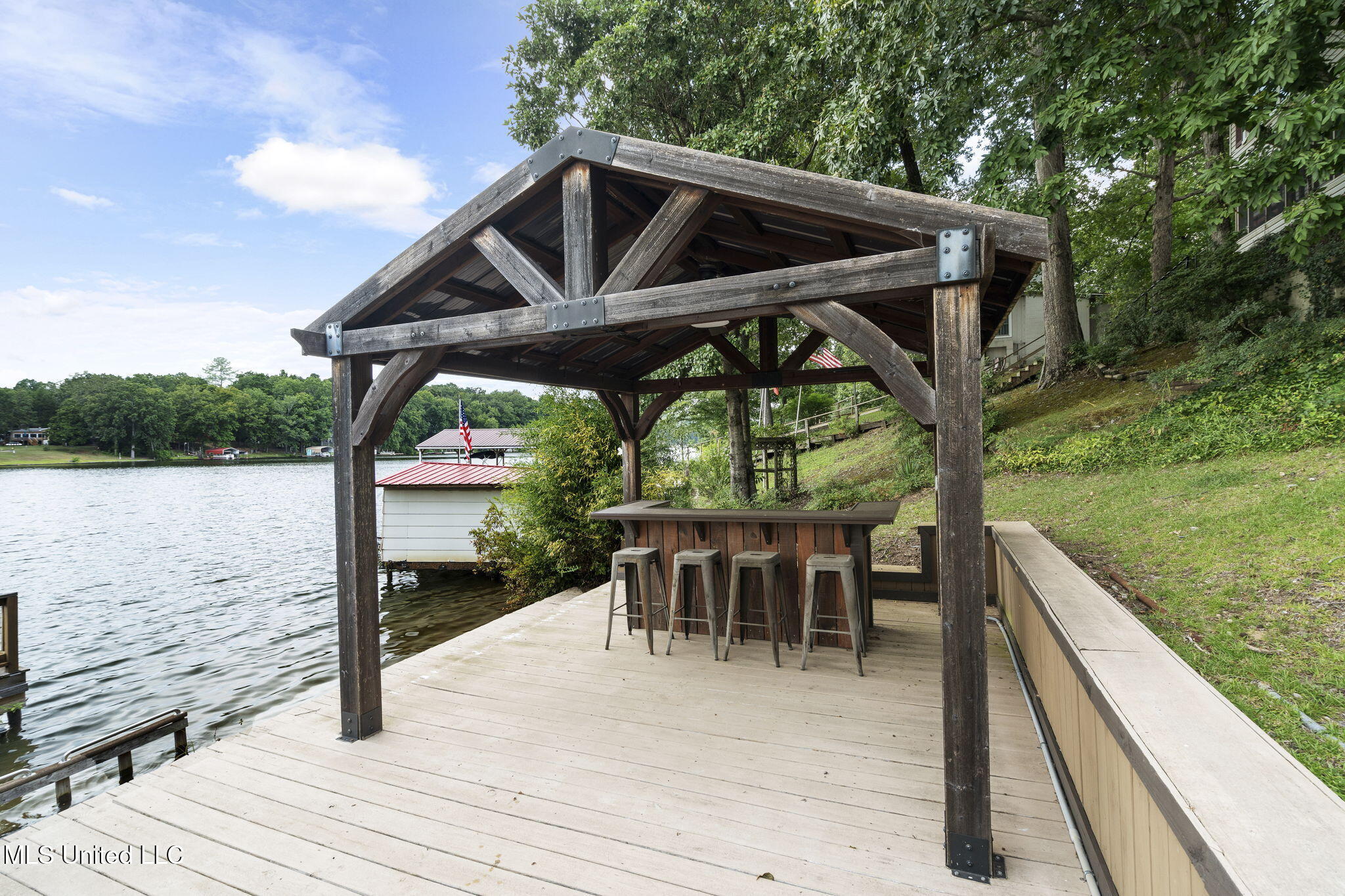 579 Snow Lake Drive Drive