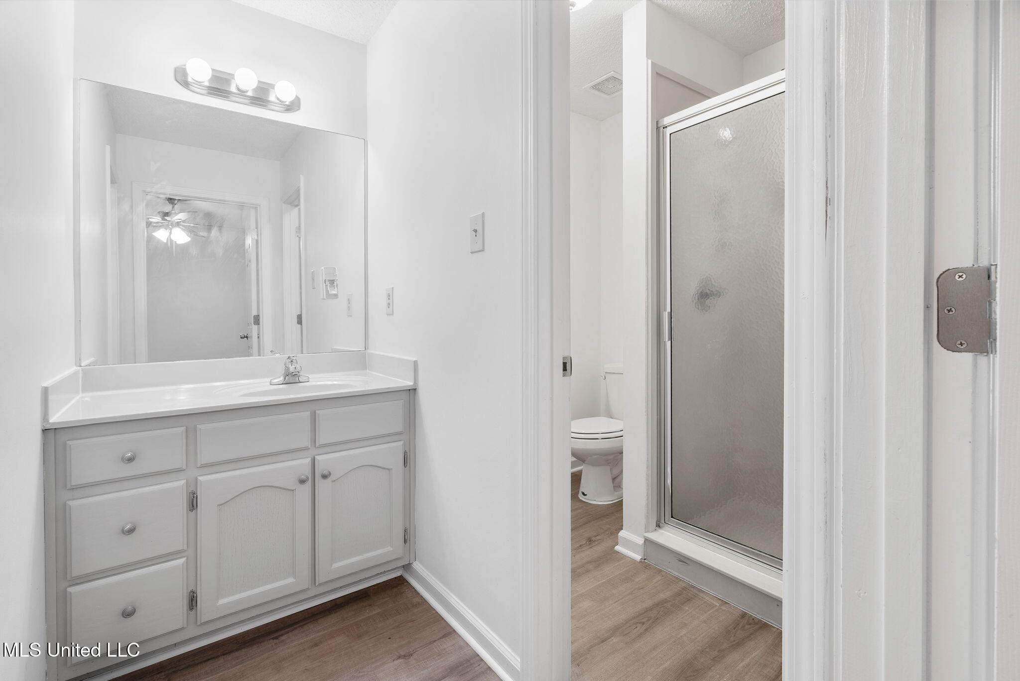 33 W Foxwood Circle, W