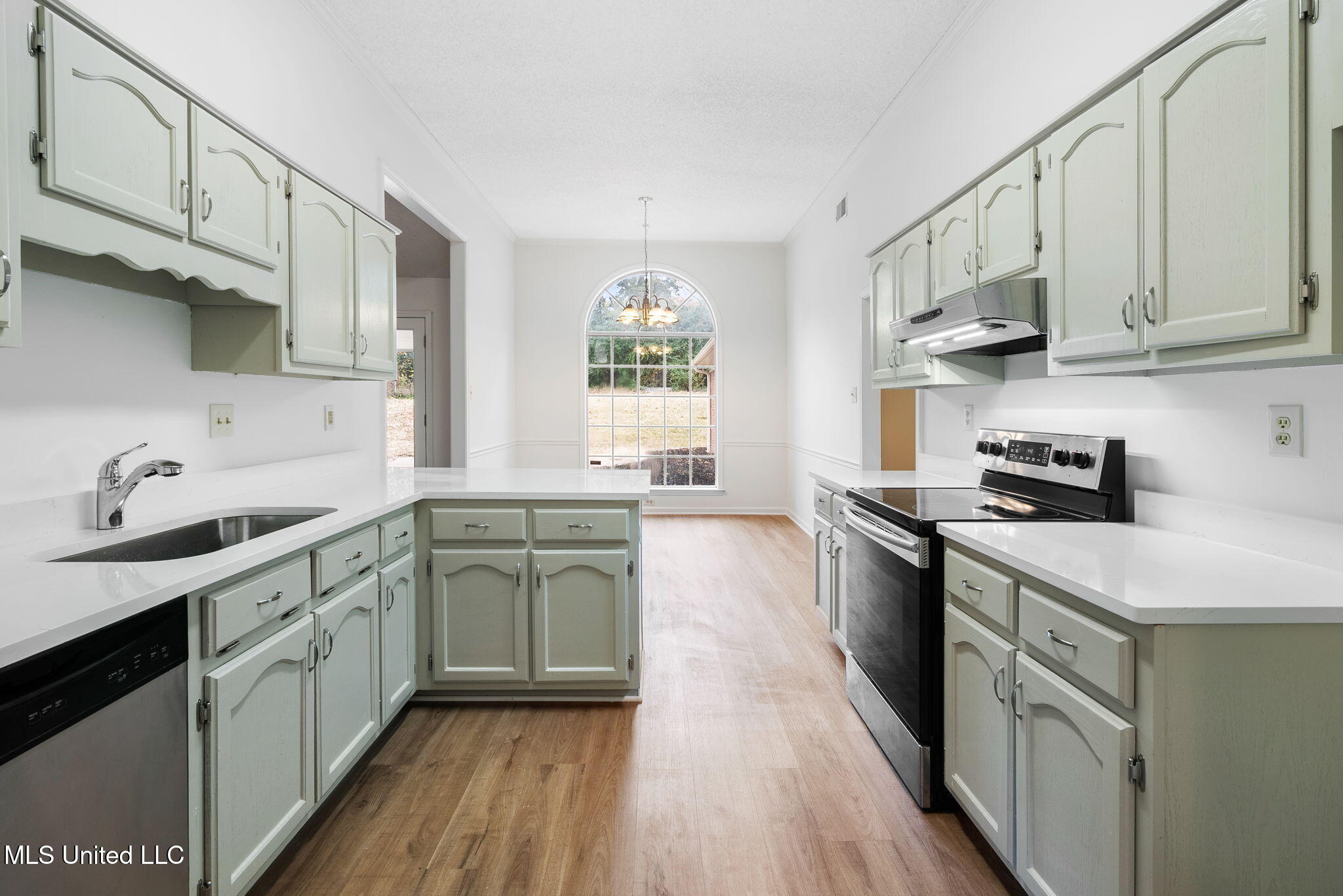 33 W Foxwood Circle, W