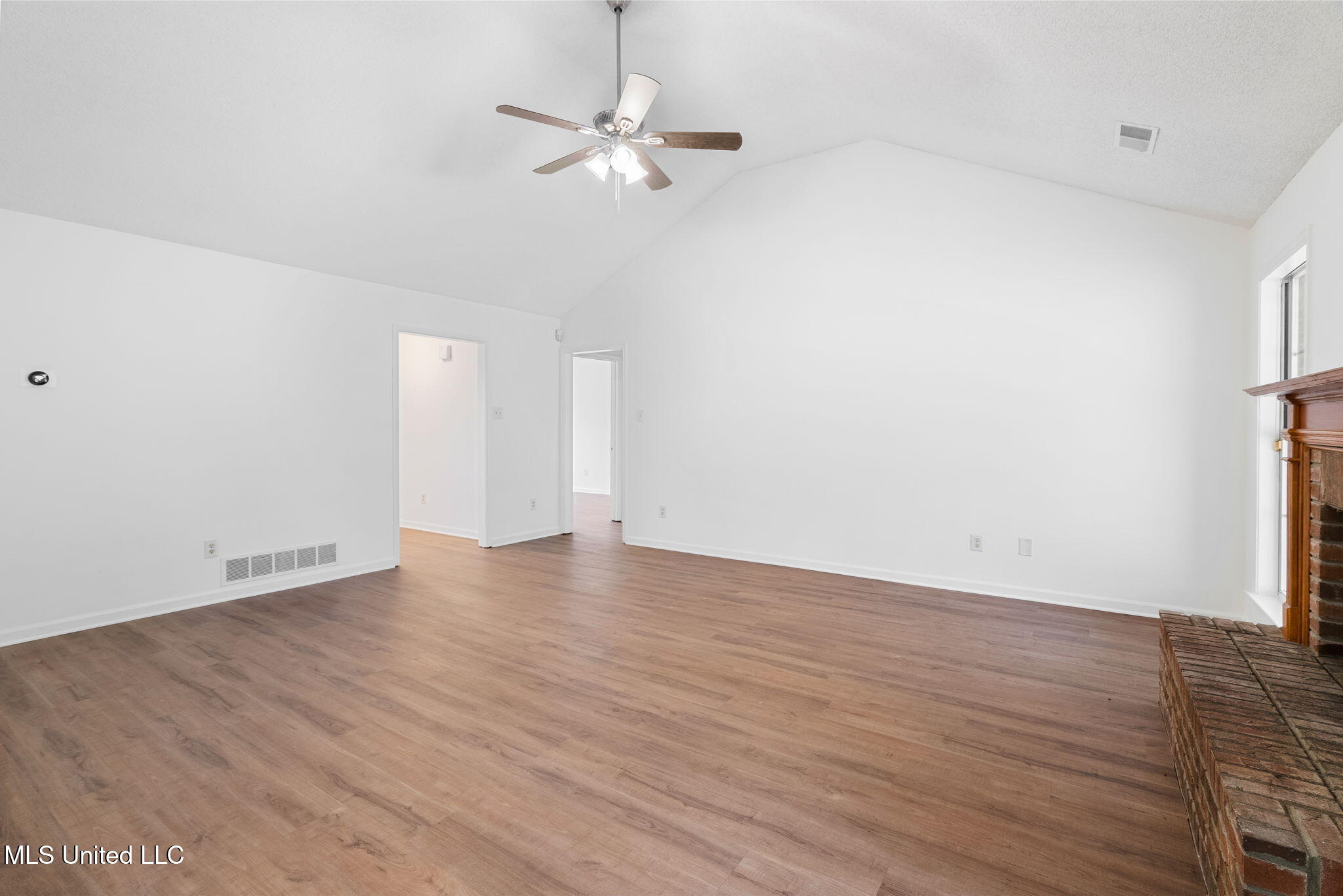 33 W Foxwood Circle, W