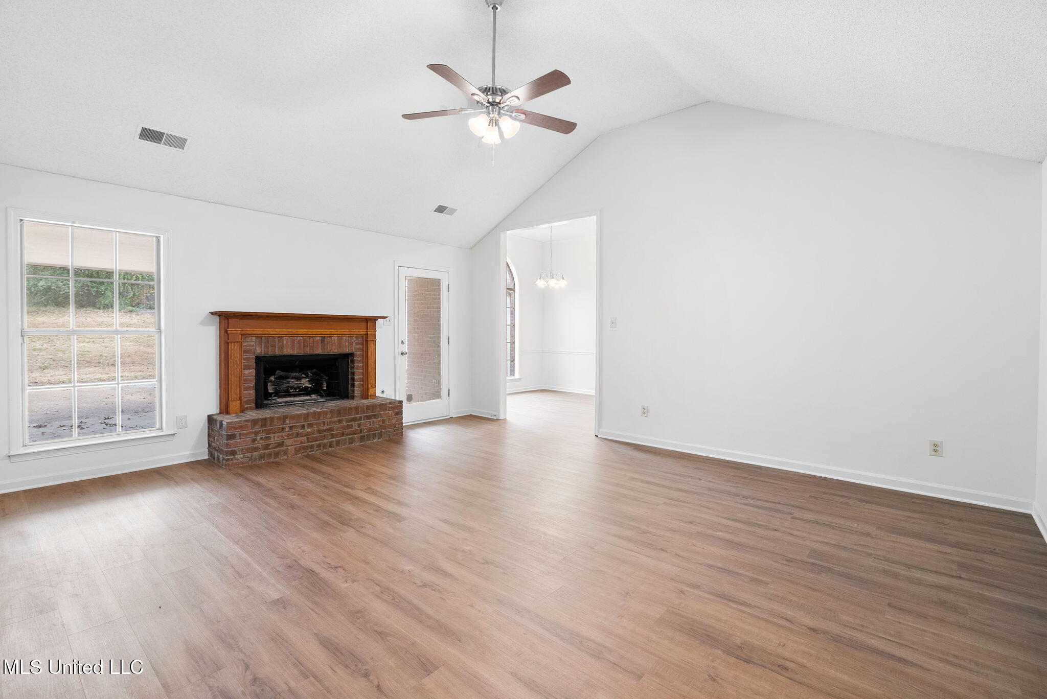 33 W Foxwood Circle, W