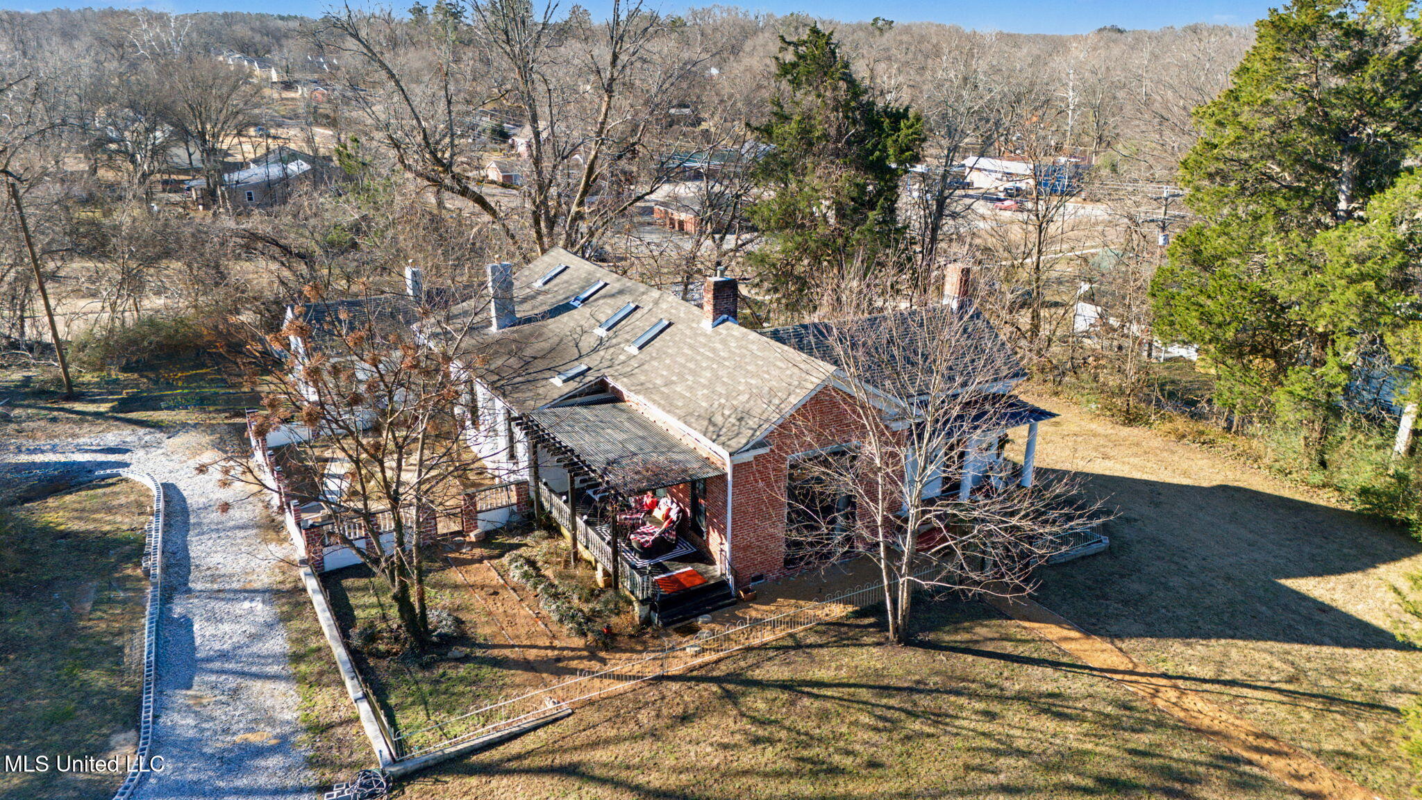 435 E College Avenue