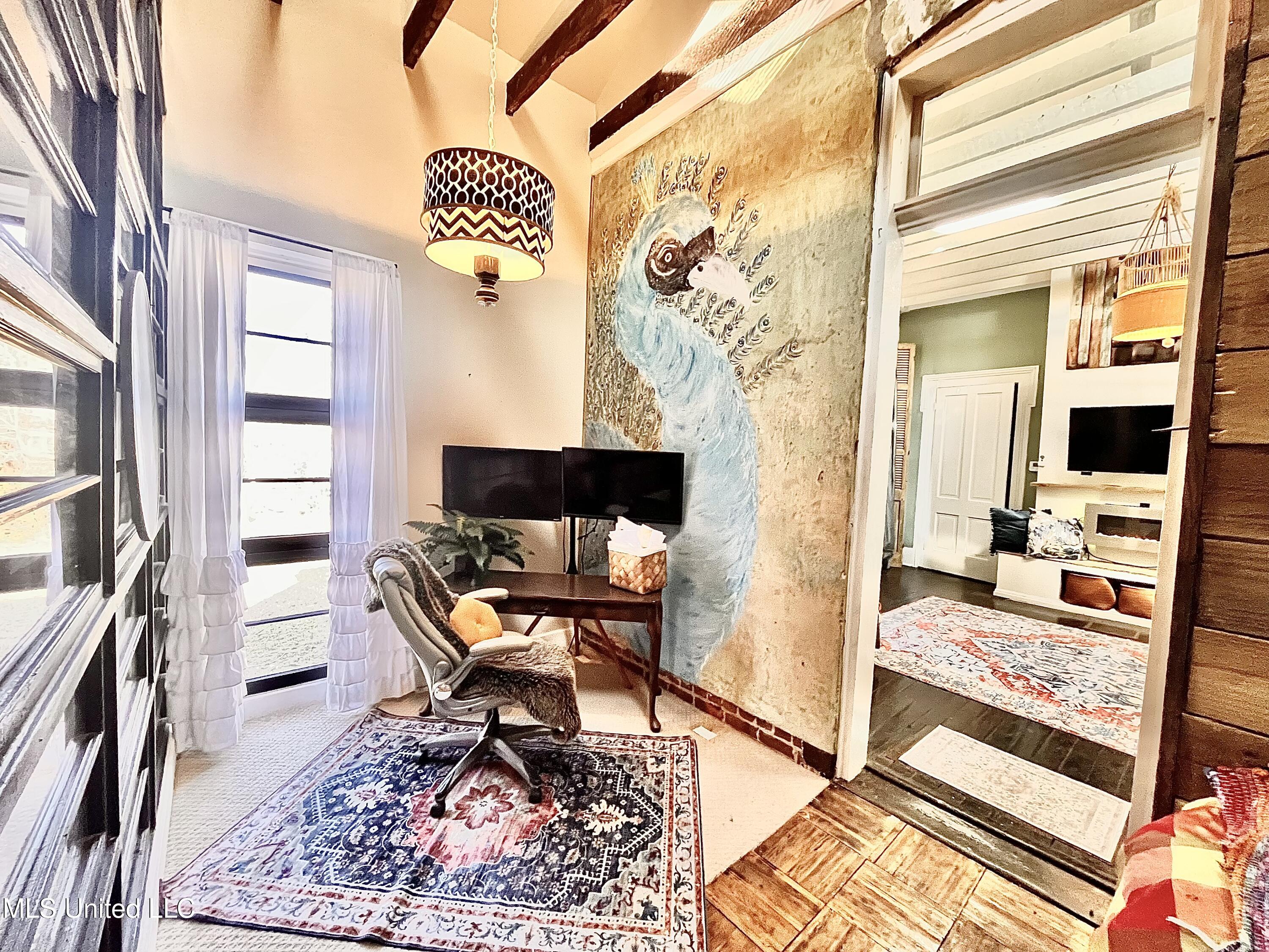 435 E College Avenue