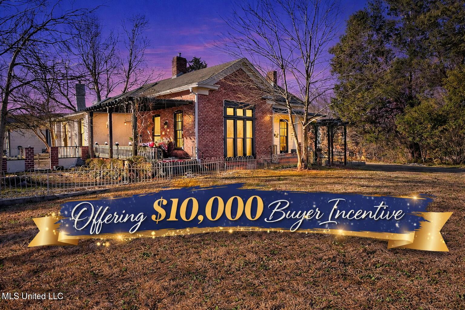 435 E College Avenue