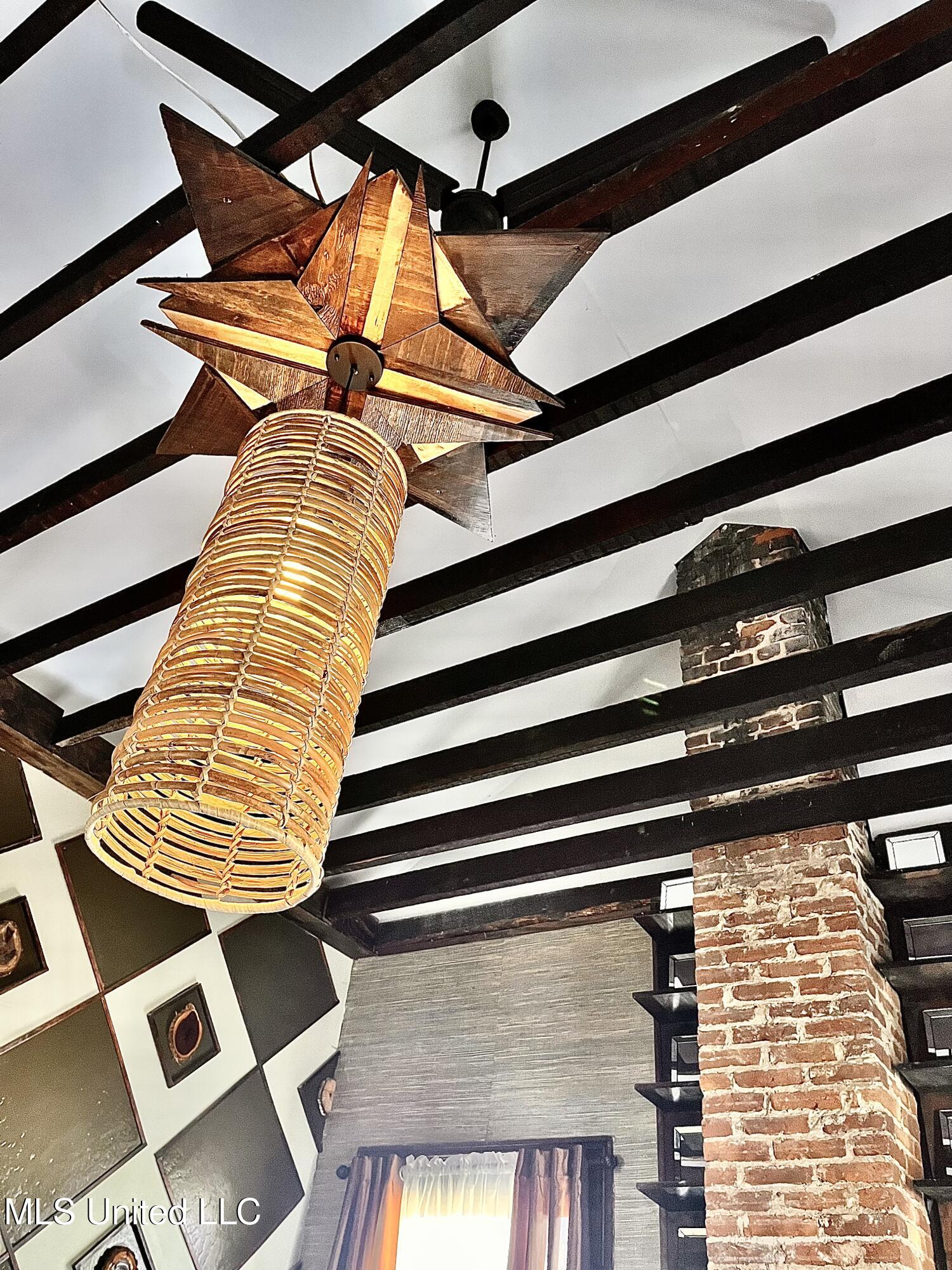 435 E College Avenue