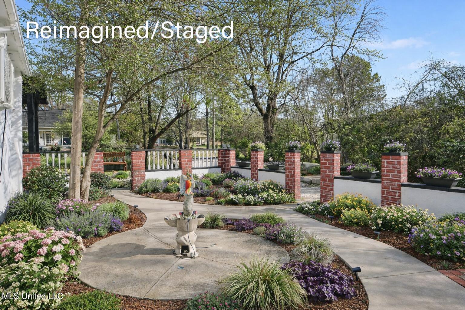 435 E College Avenue