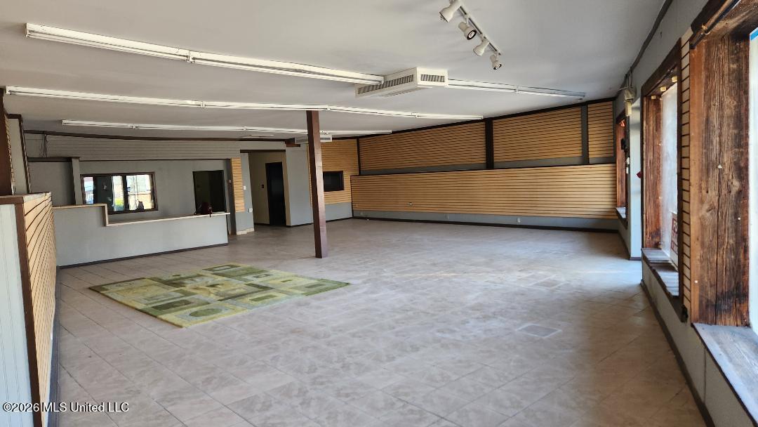 9119 Pigeon Roost Road