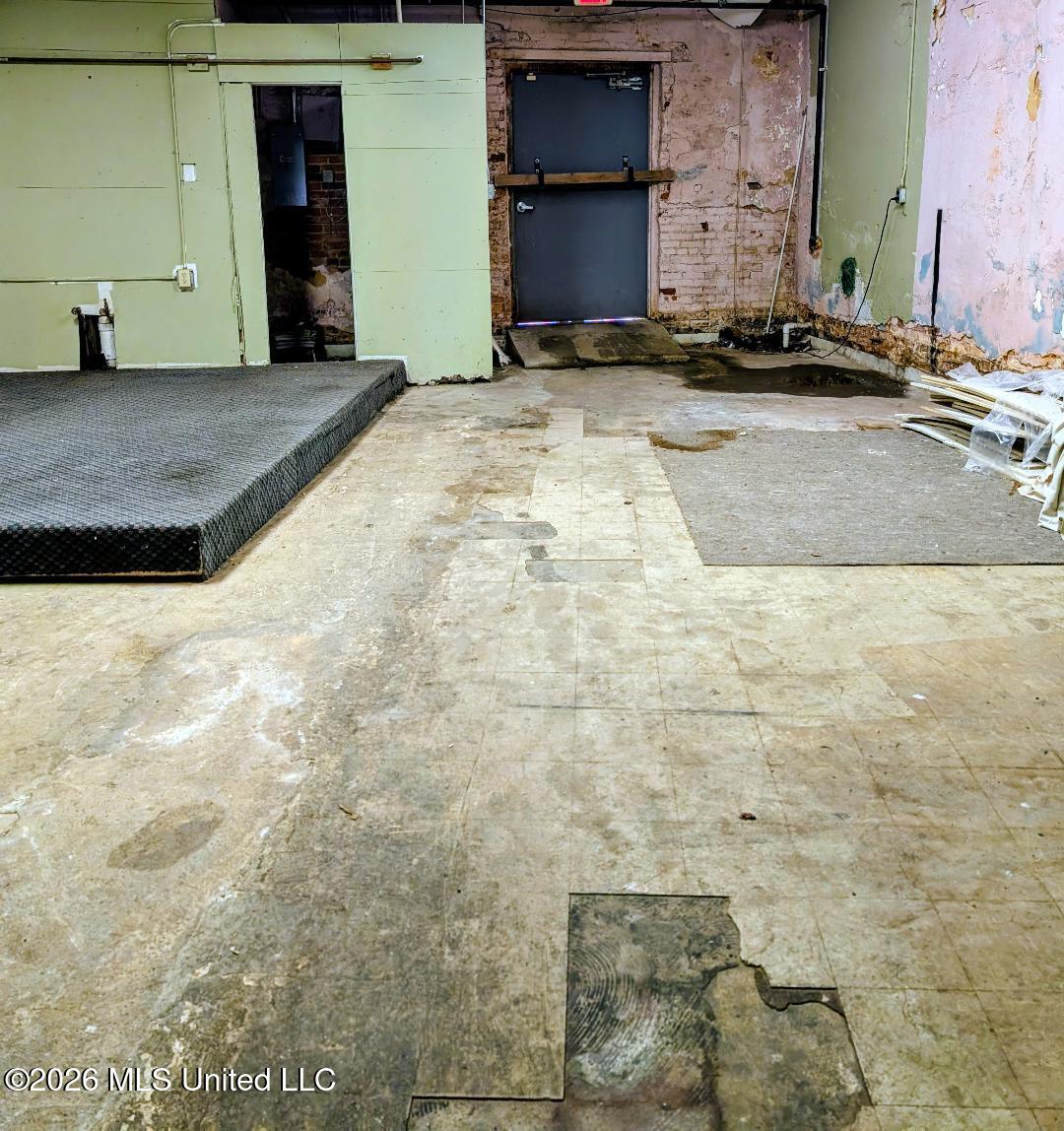 9119 Pigeon Roost Road