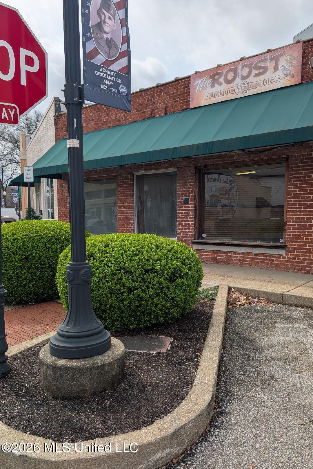 9119 Pigeon Roost Road