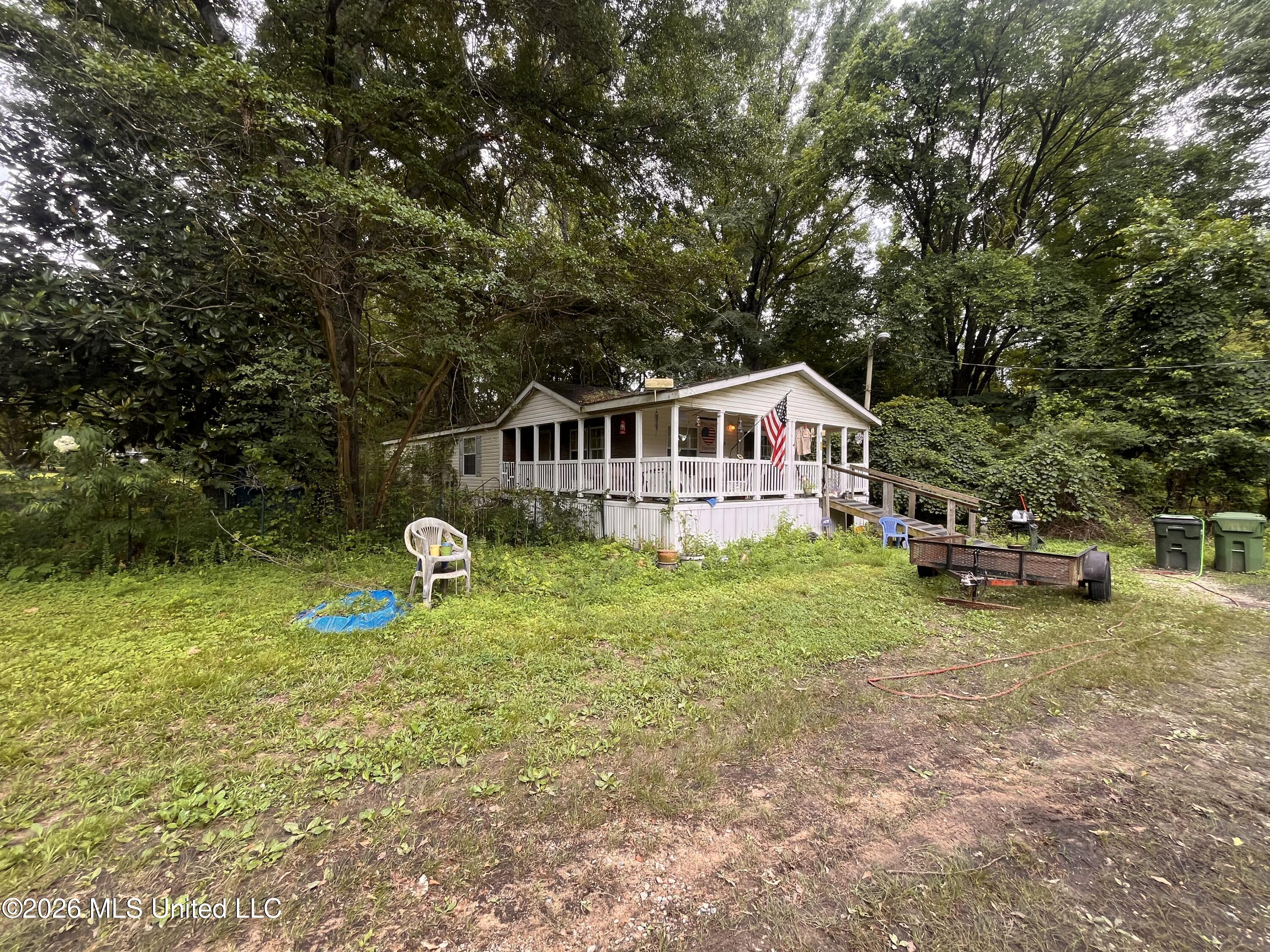 53 Lenzi Road