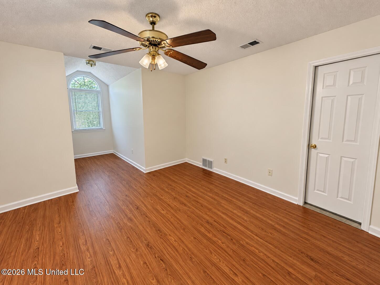8885 Cedar Crest Lane