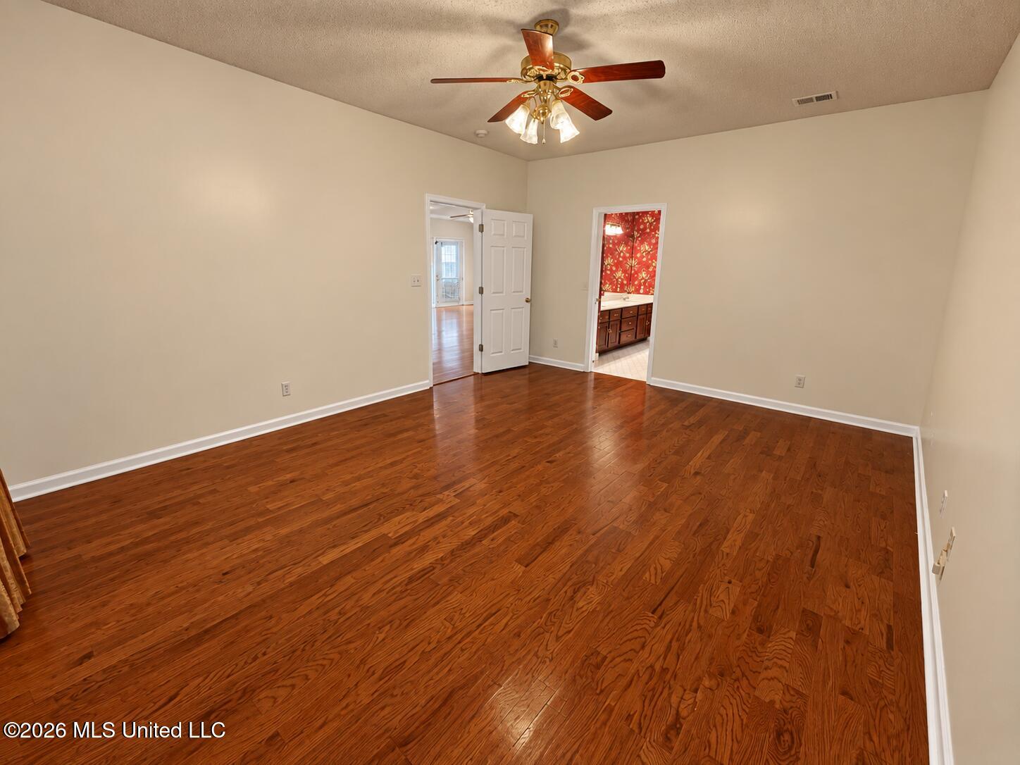 8885 Cedar Crest Lane