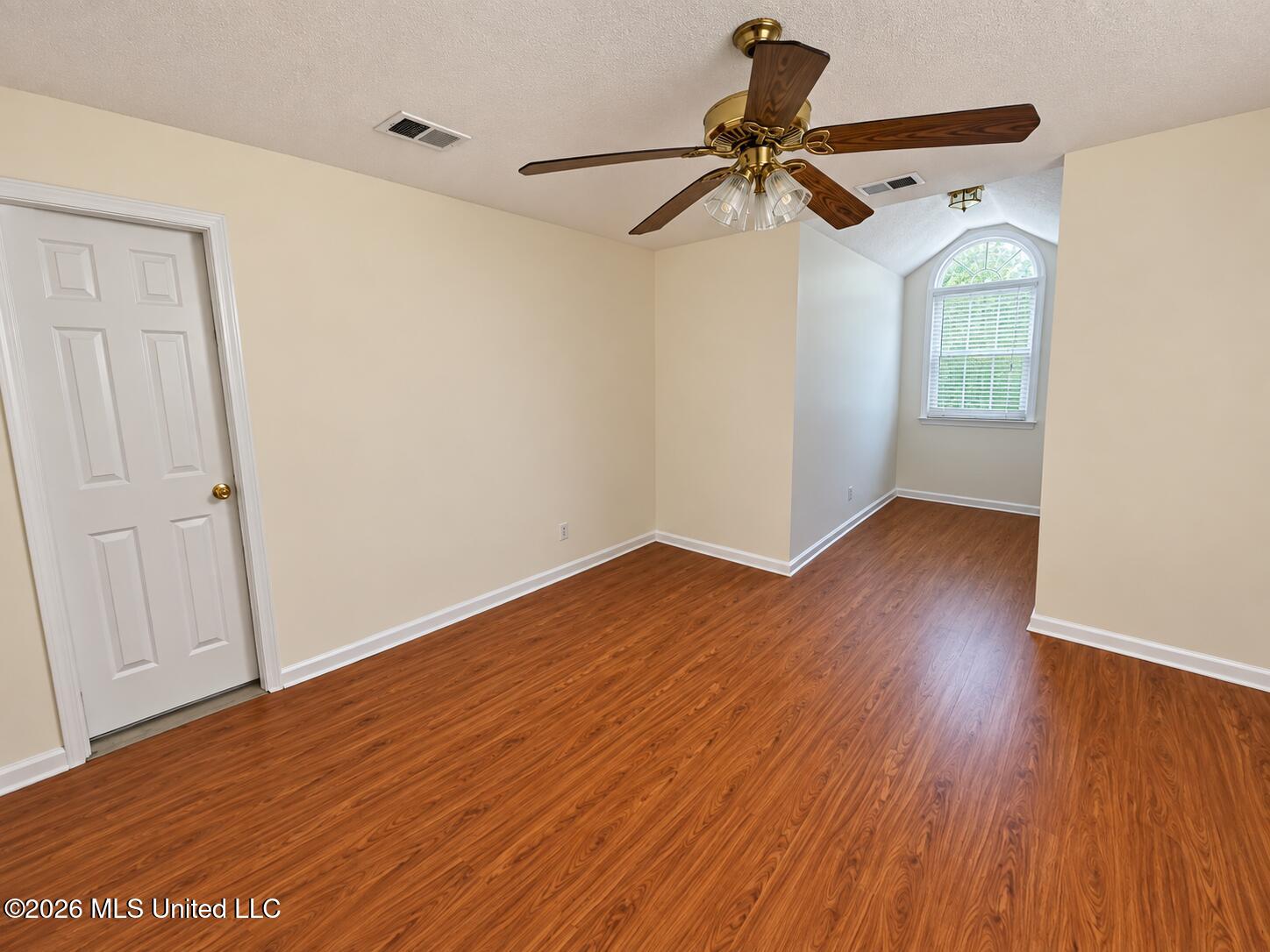 8885 Cedar Crest Lane