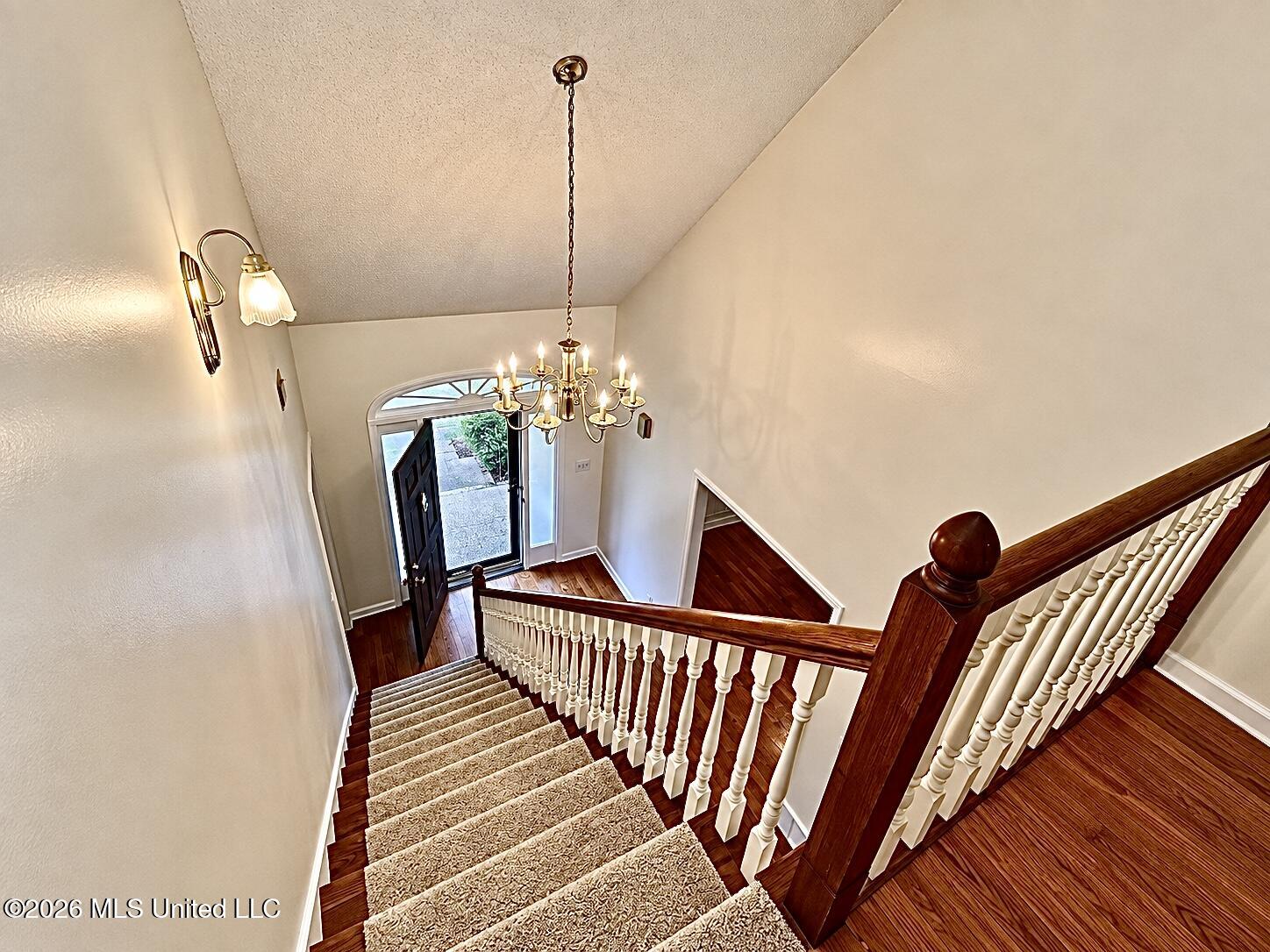 8885 Cedar Crest Lane