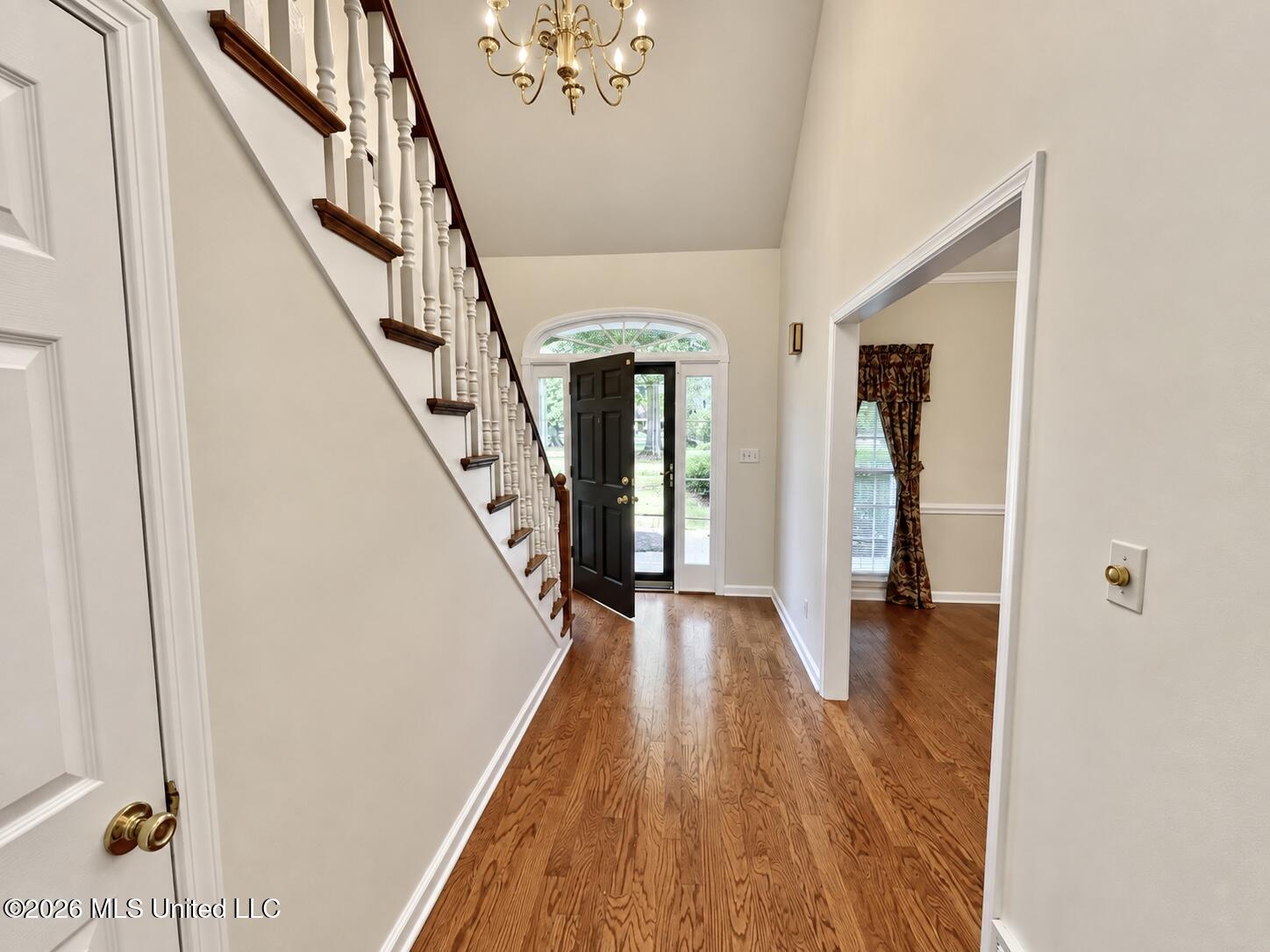 8885 Cedar Crest Lane