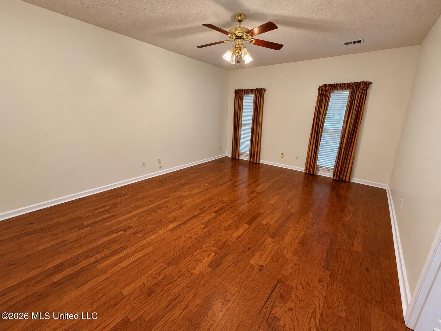 8885 Cedar Crest Lane