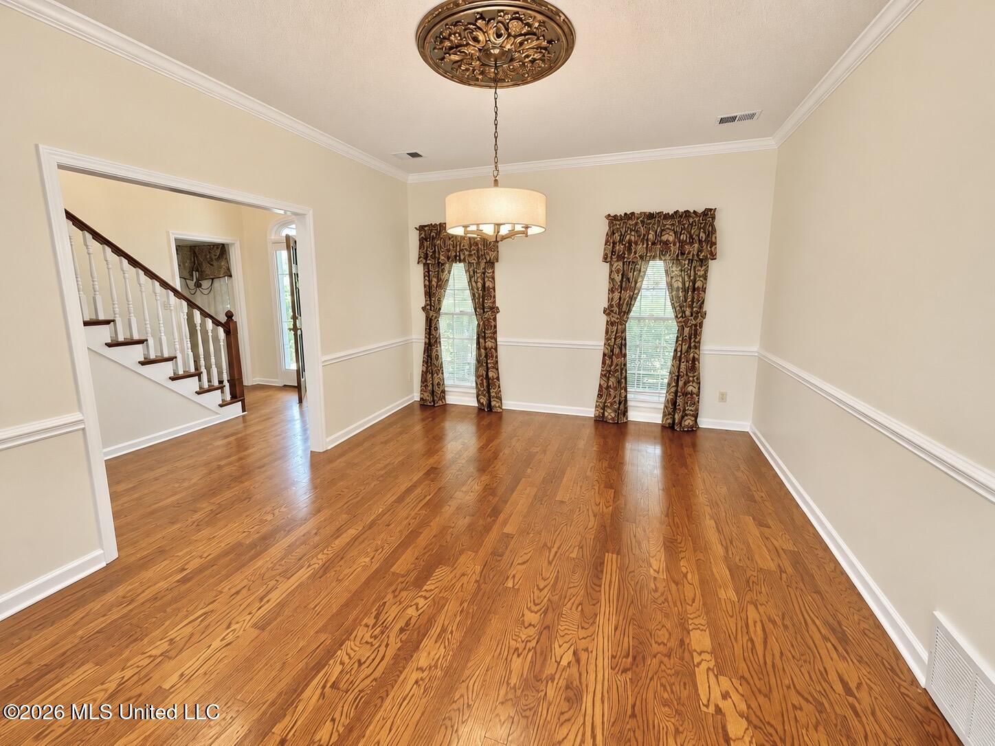 8885 Cedar Crest Lane