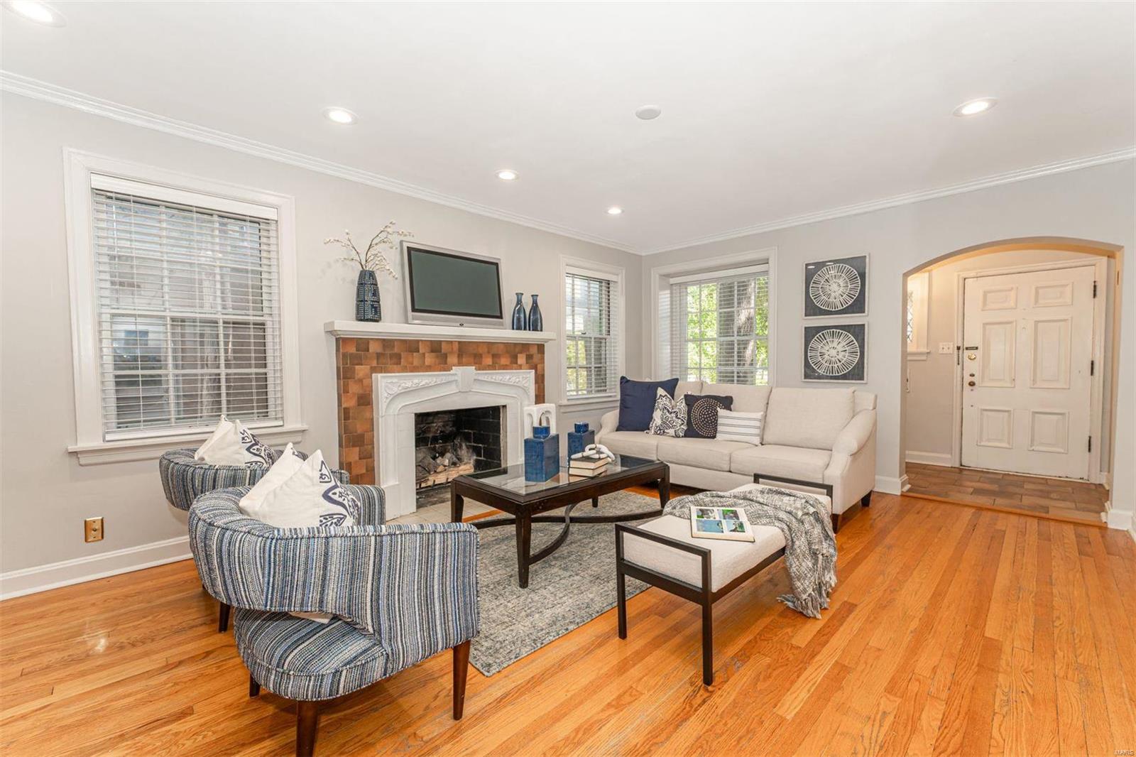 417 N Jackson Avenue