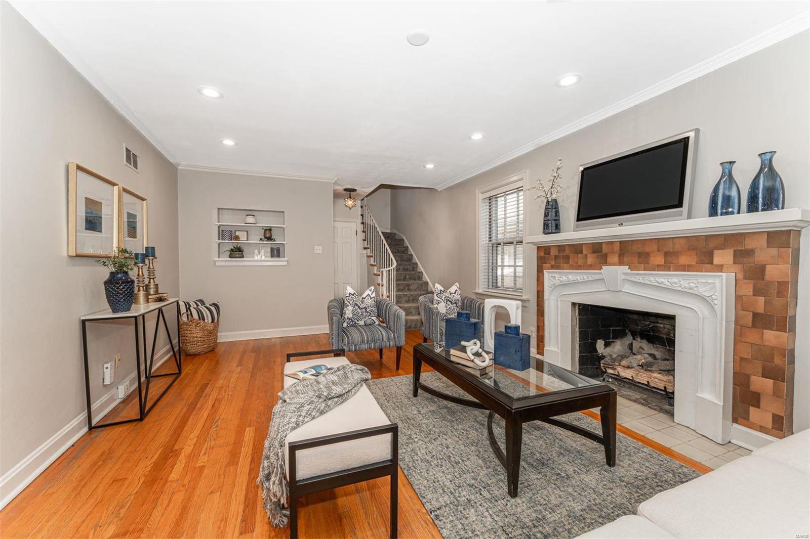 417 N Jackson Avenue