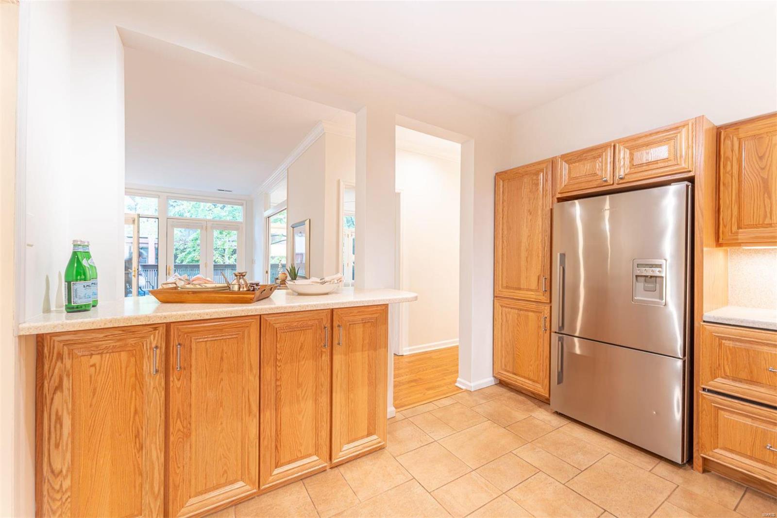 312 N Meramec Avenue Unit: 200