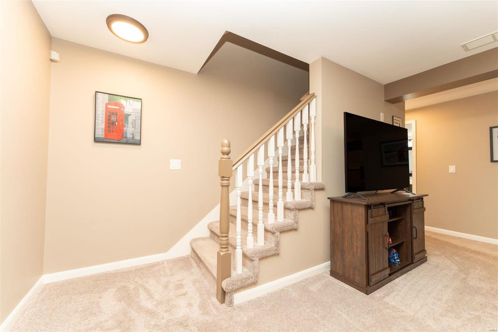 635 Hawk Run Drive Unit: 18A