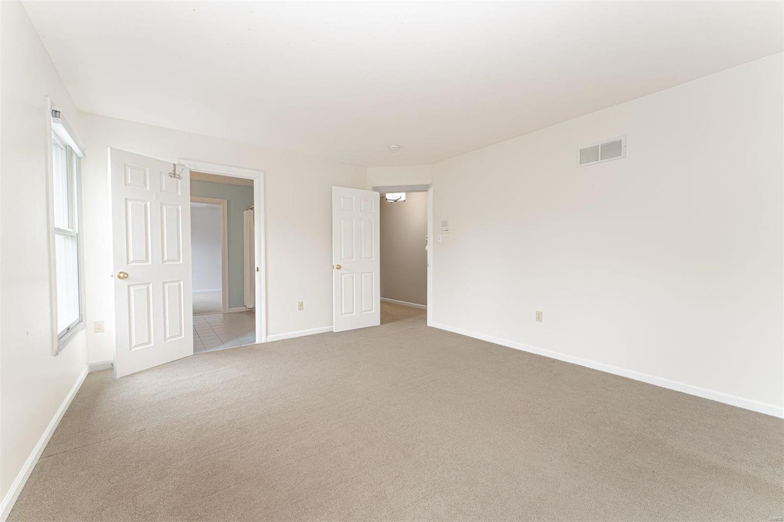 1548 Honey Locust Court