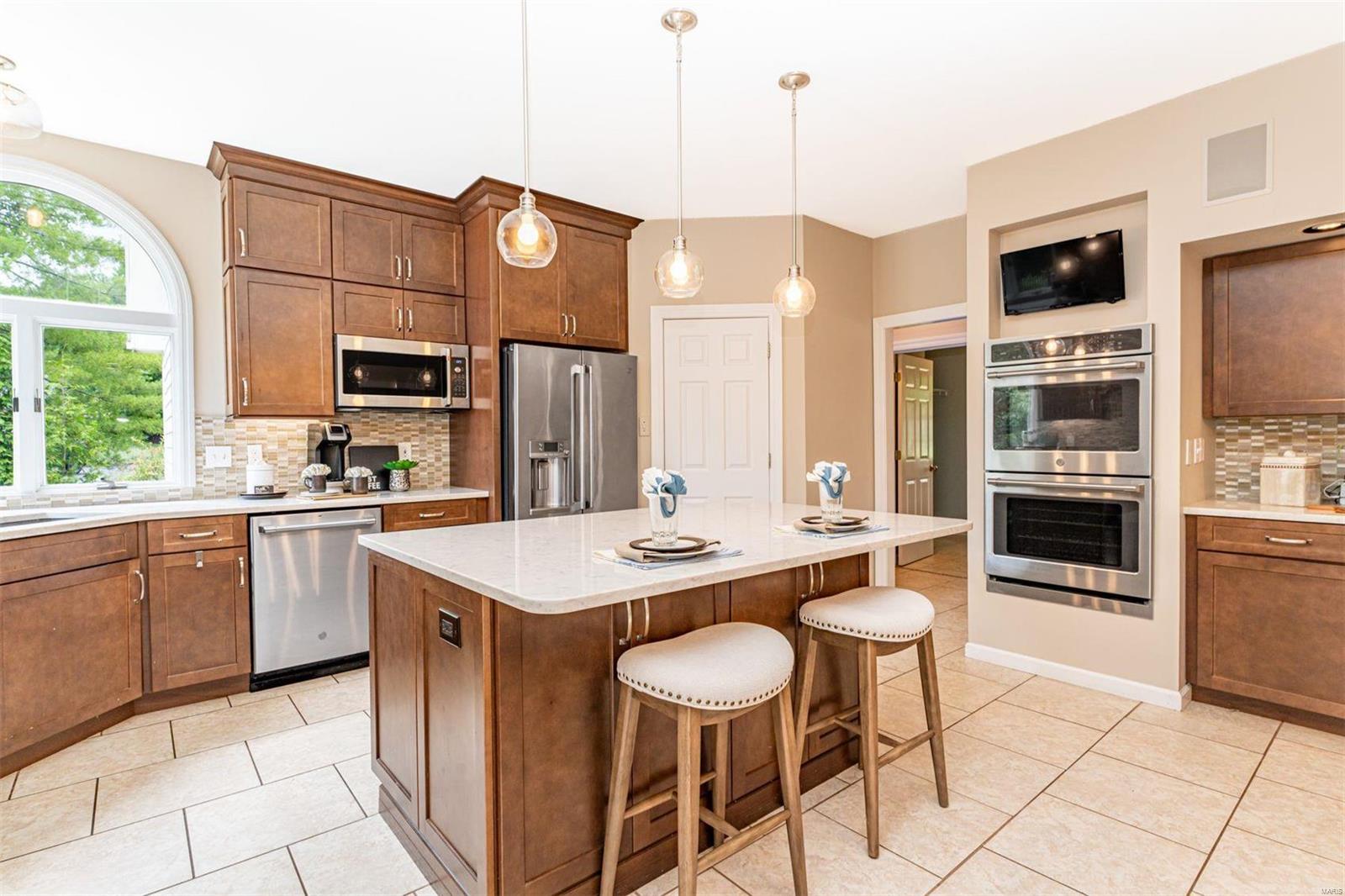 1548 Honey Locust Court