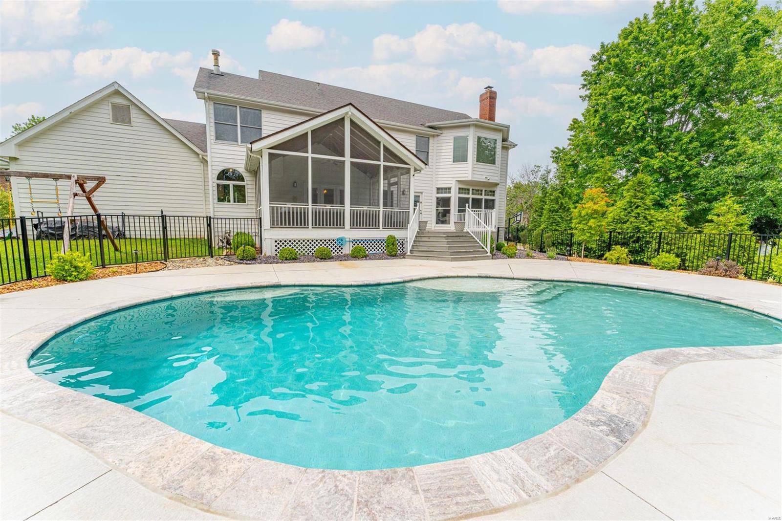 1548 Honey Locust Court