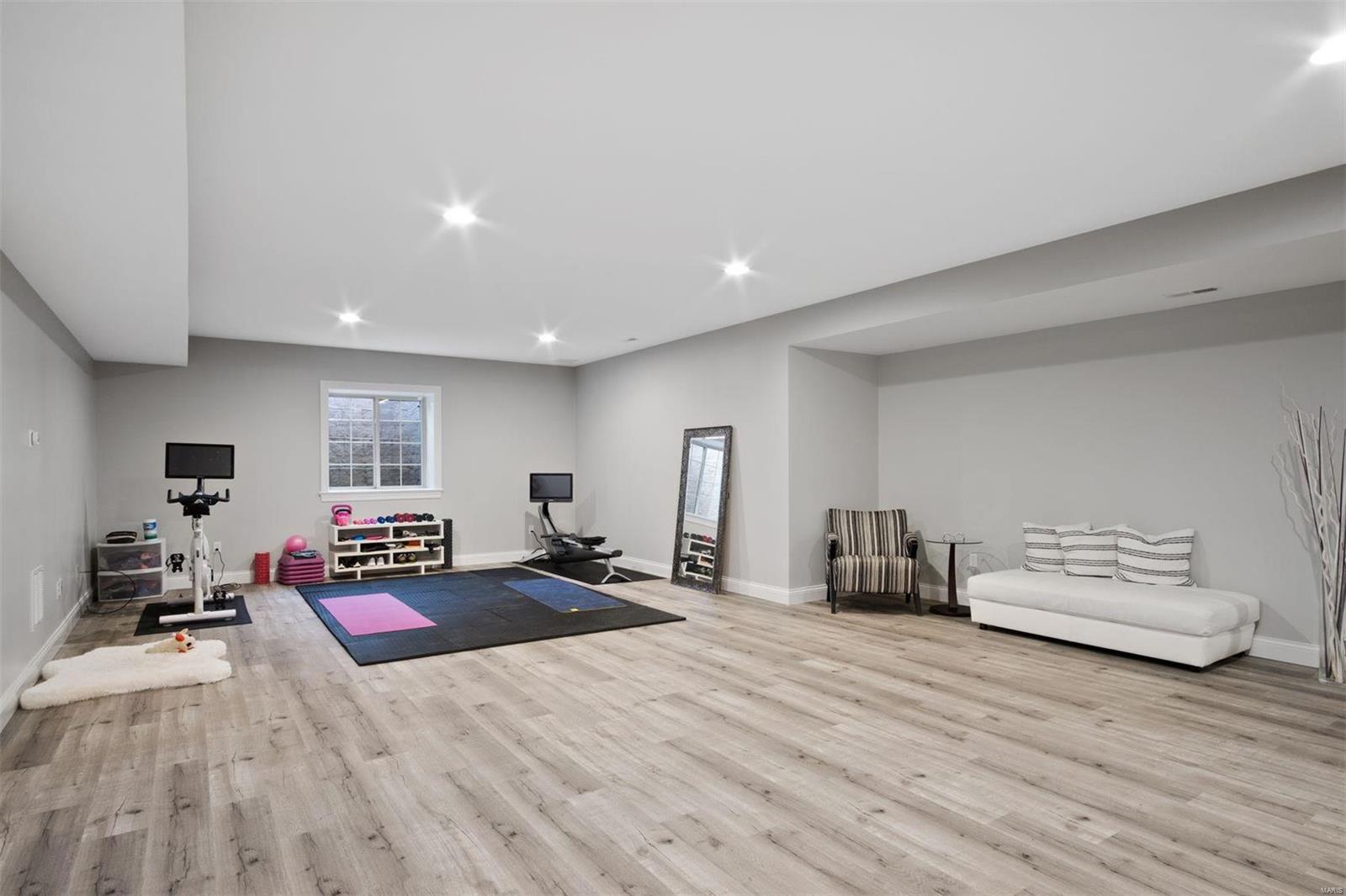 701 Woods Of Ladue Lane