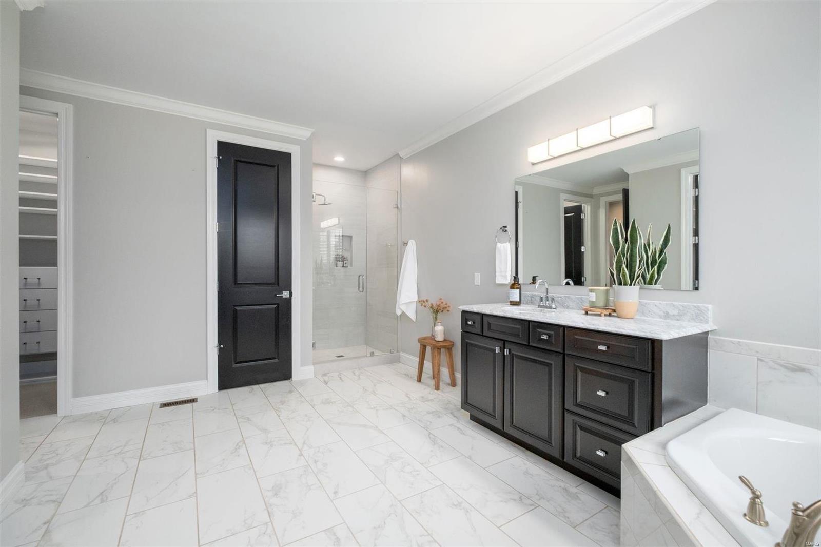 701 Woods Of Ladue Lane