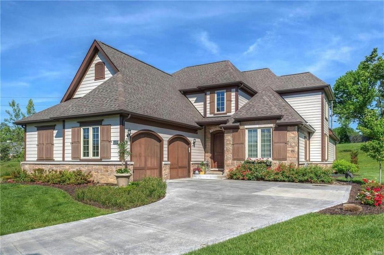 701 Woods Of Ladue Lane