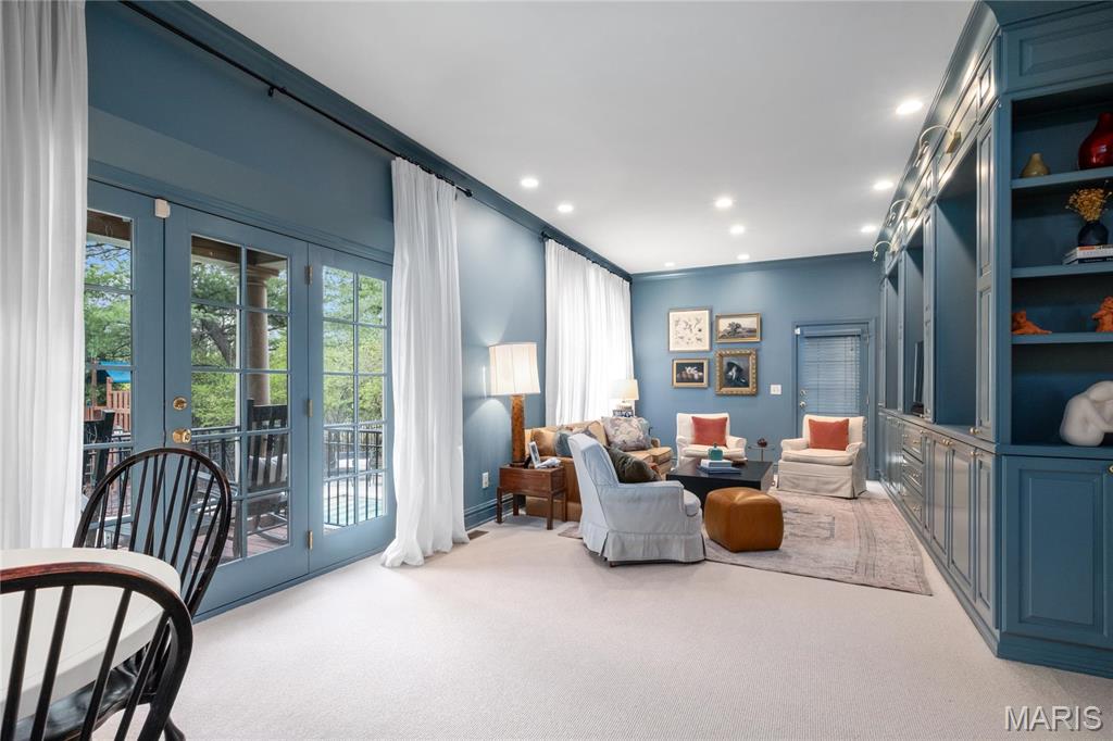 80 Lake Forest Drive