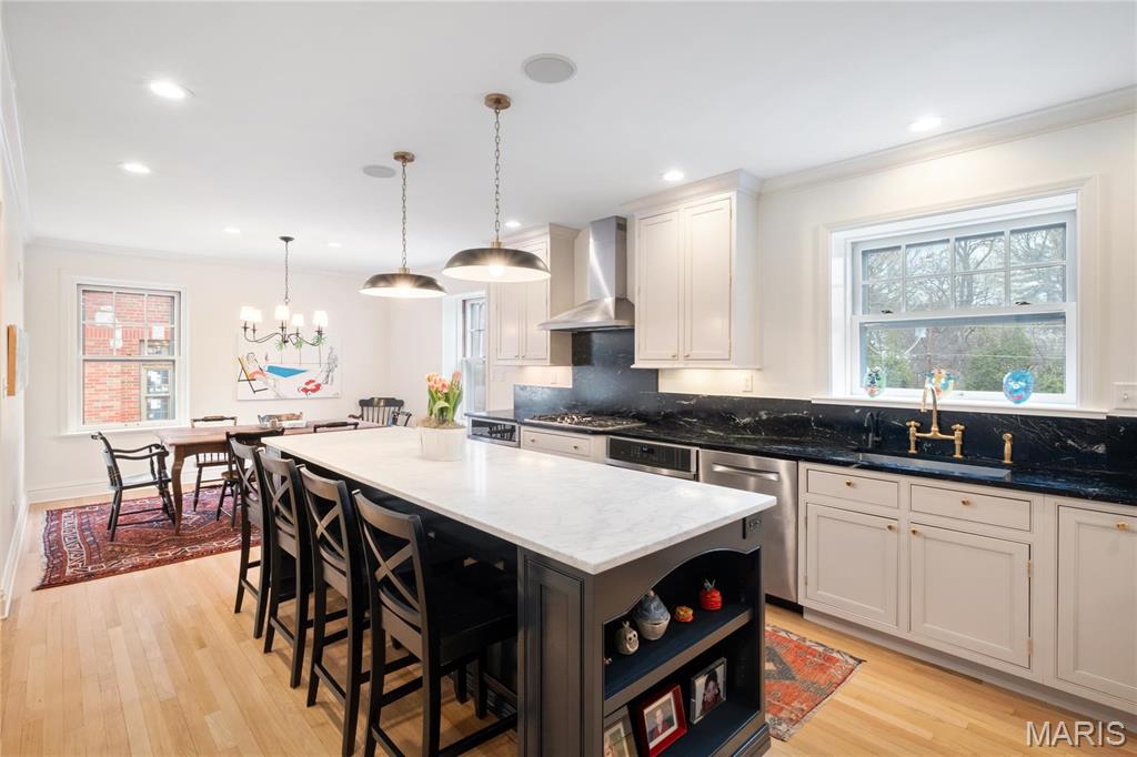 80 Lake Forest Drive