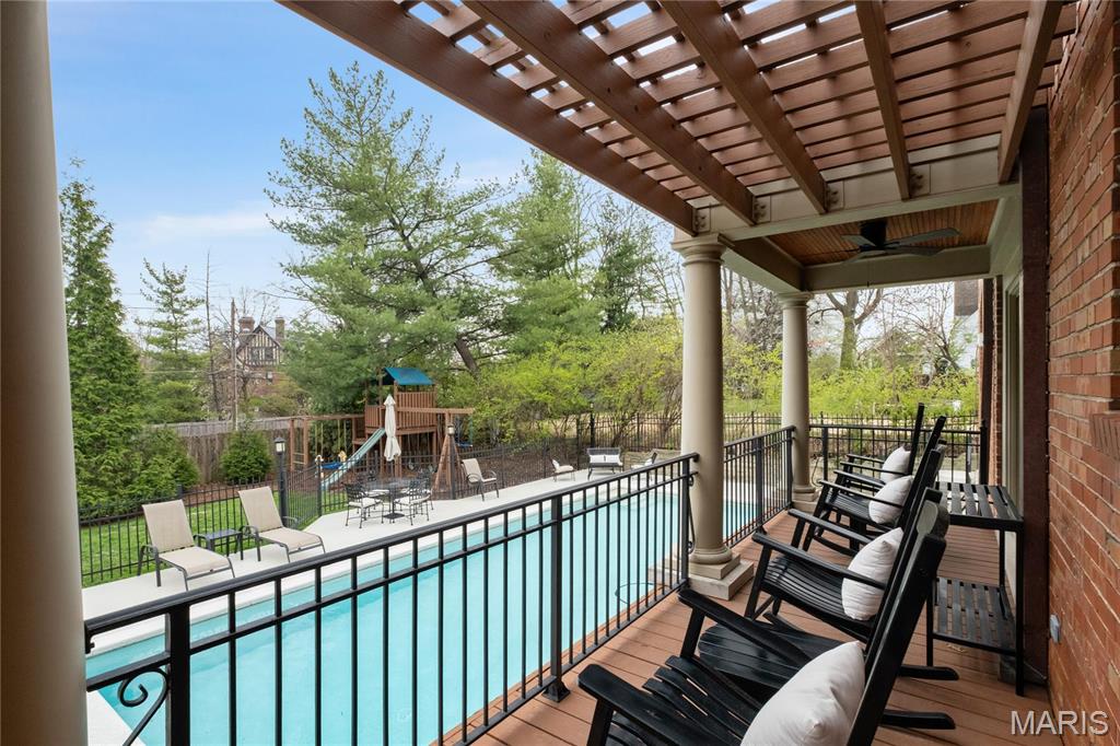 80 Lake Forest Drive