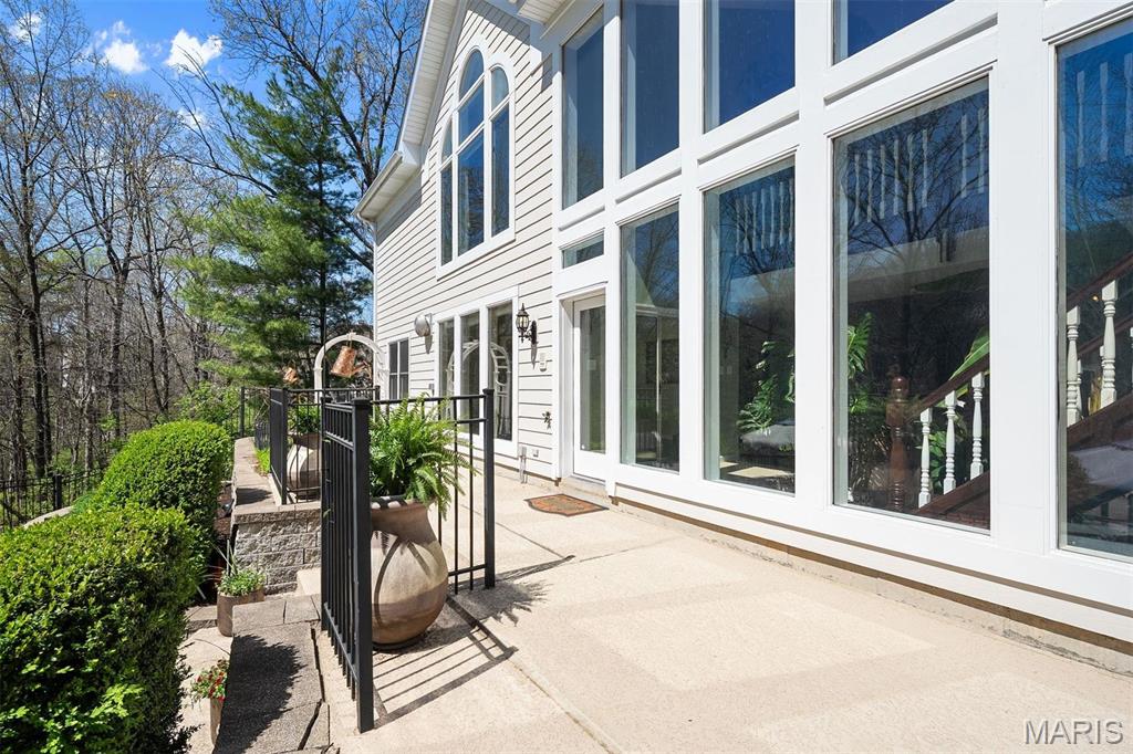 Ranch Living in Chesterfield with Private Pool