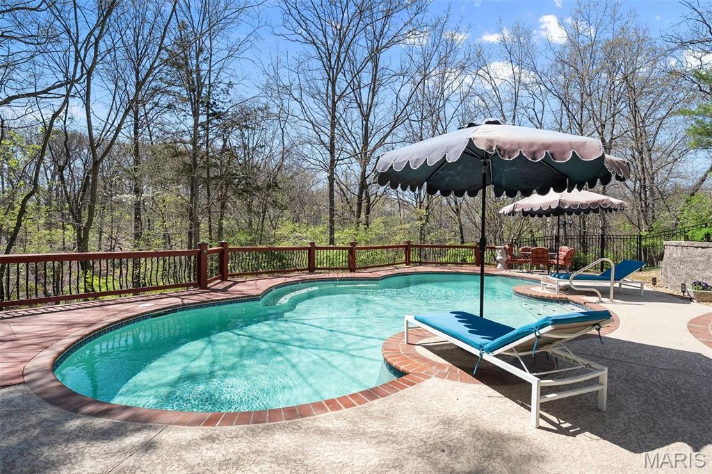 Ranch Living in Chesterfield with Private Pool