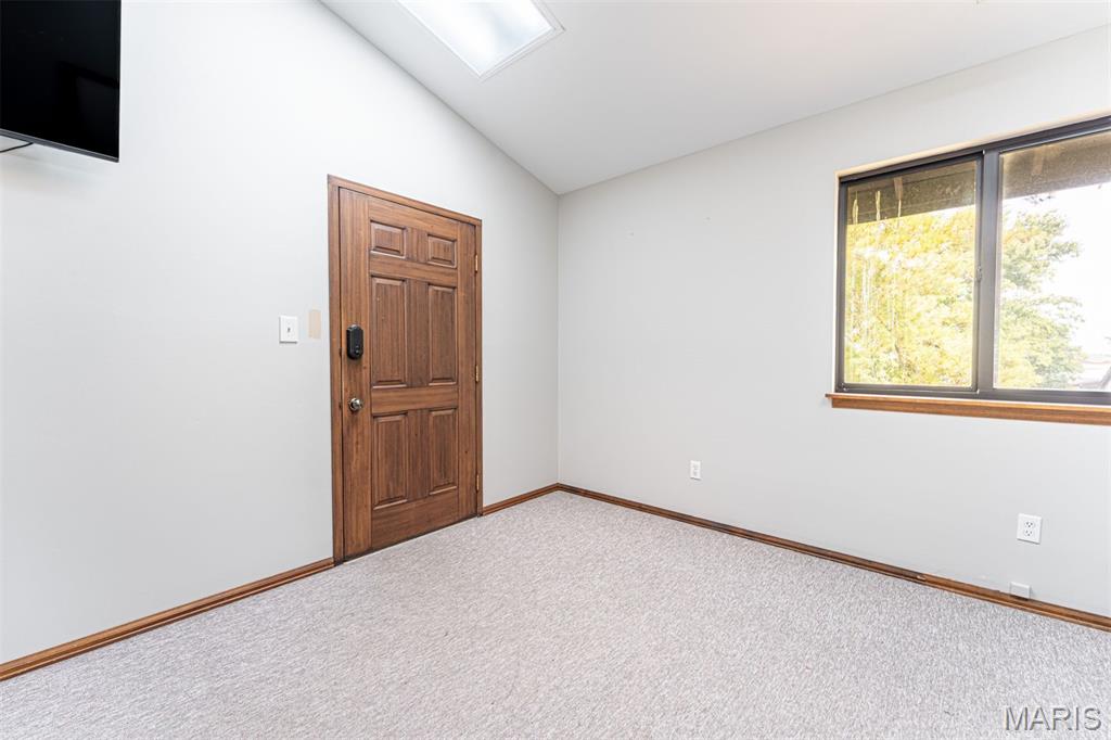 261 Clarkson Executive Park