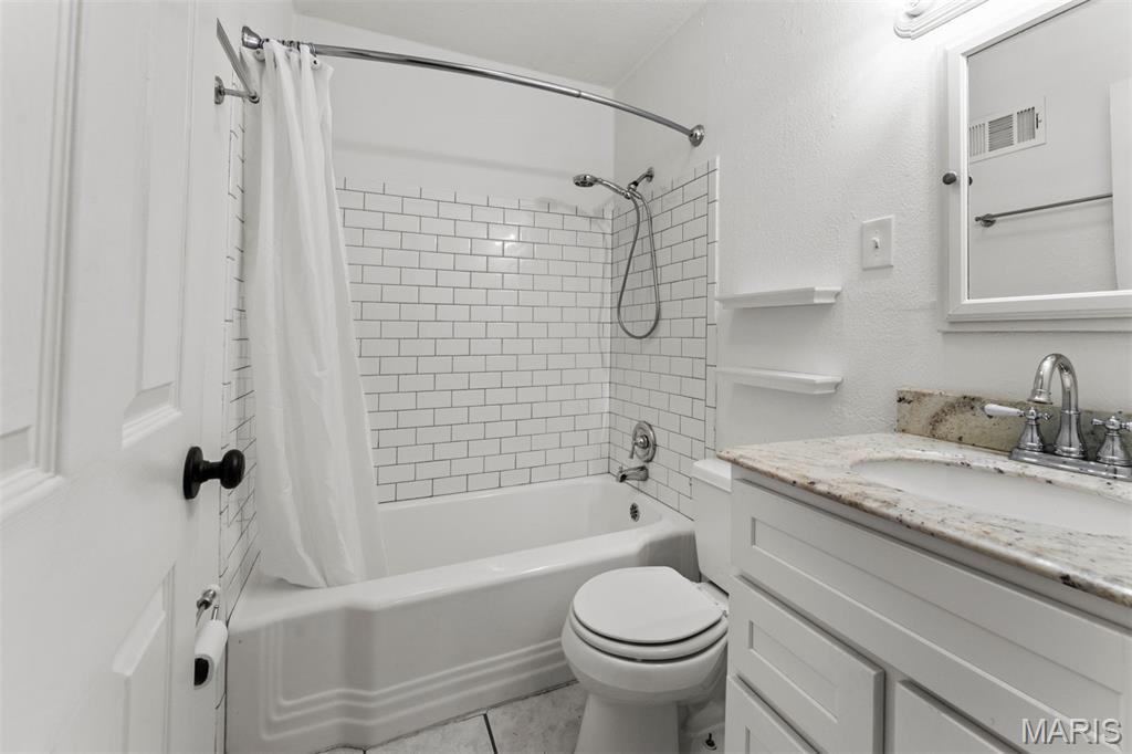 1207 Grandview Drive
