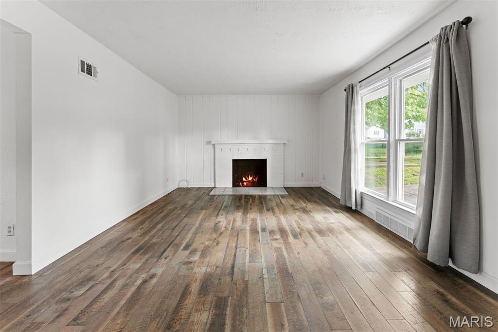 1207 Grandview Drive