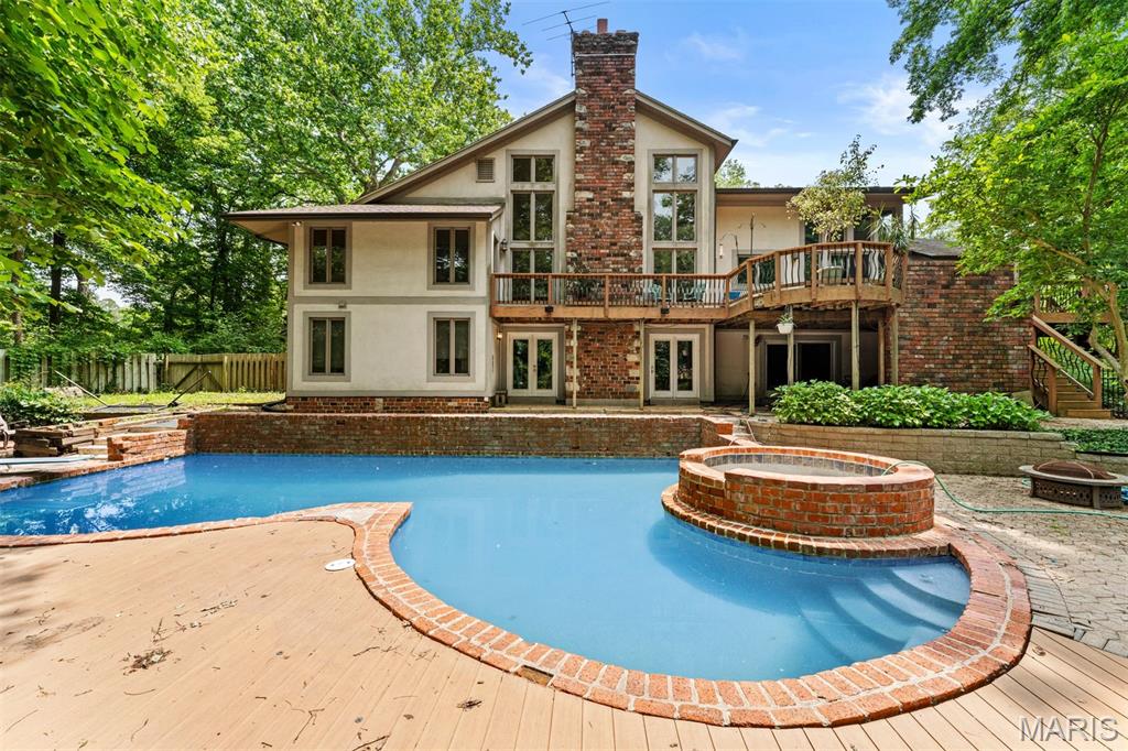 42 Rolling Rock Court