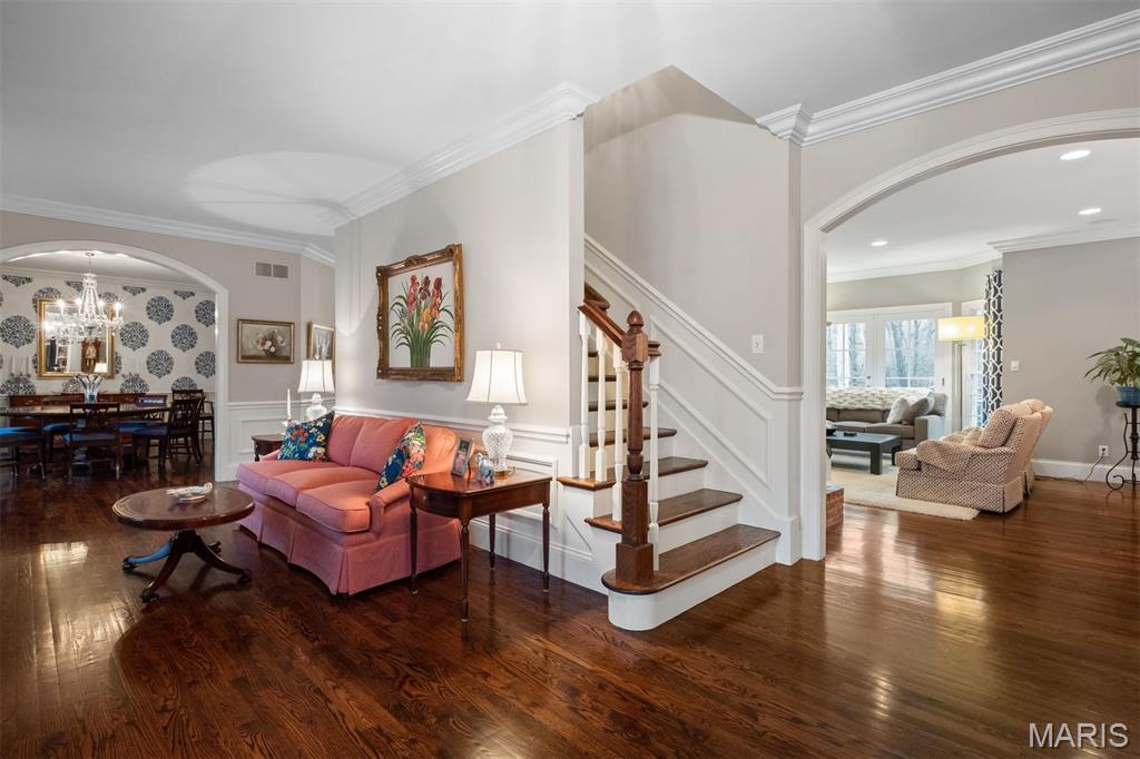Built in 2015 and Situated in the Heart of Frontenac