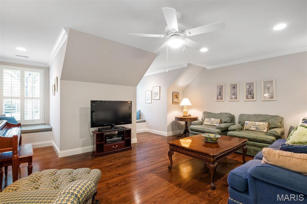 Built in 2015 and Situated in the Heart of Frontenac