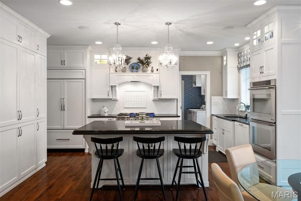 Built in 2015 and Situated in the Heart of Frontenac