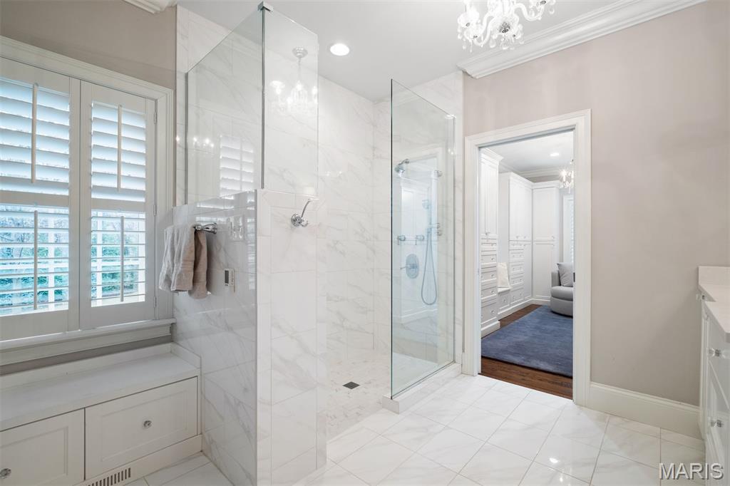 Built in 2015 and Situated in the Heart of Frontenac