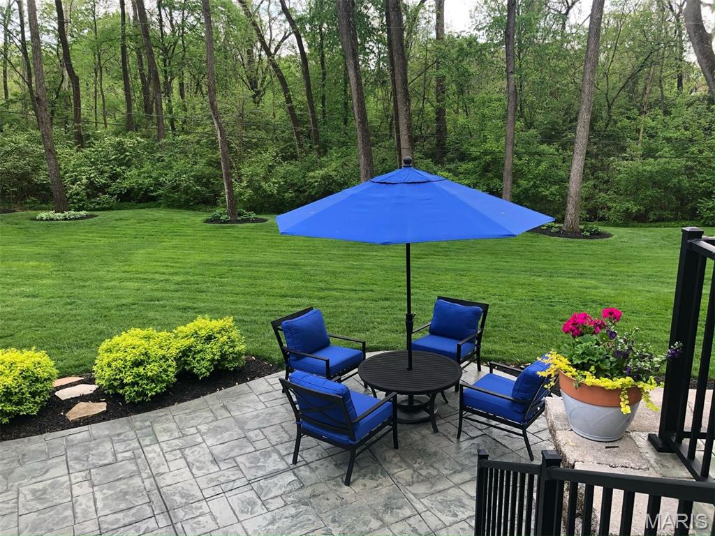 Built in 2015 and Situated in the Heart of Frontenac